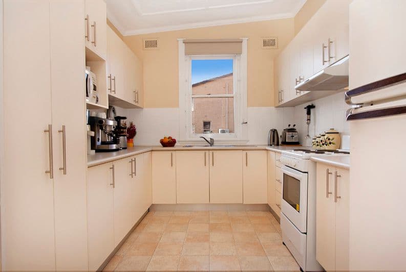 77 Minnamorra Avenue, EARLWOOD NSW 2206, Earlwood - Thumbnail 4