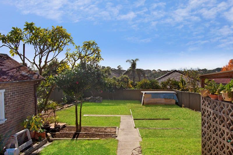 77 Minnamorra Avenue, EARLWOOD NSW 2206, Earlwood - Thumbnail 6