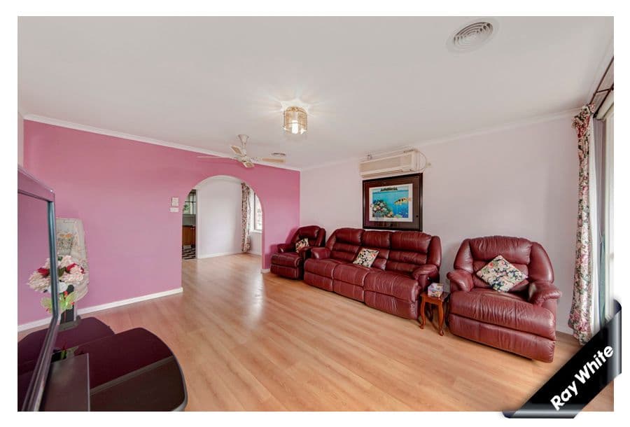 1 Guthridge Crescent, WANNIASSA ACT 2903, Wanniassa - Thumbnail 4