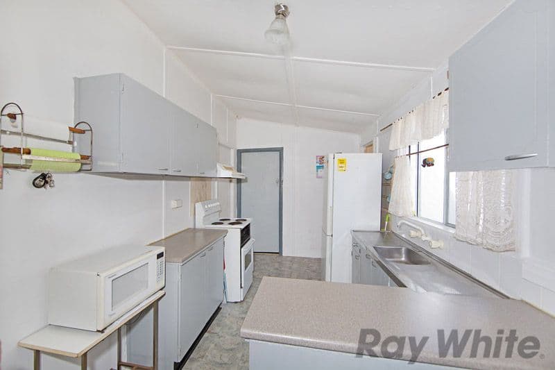25 Ourringo Street, BUDGEWOI NSW 2262, Budgewoi - Thumbnail 2