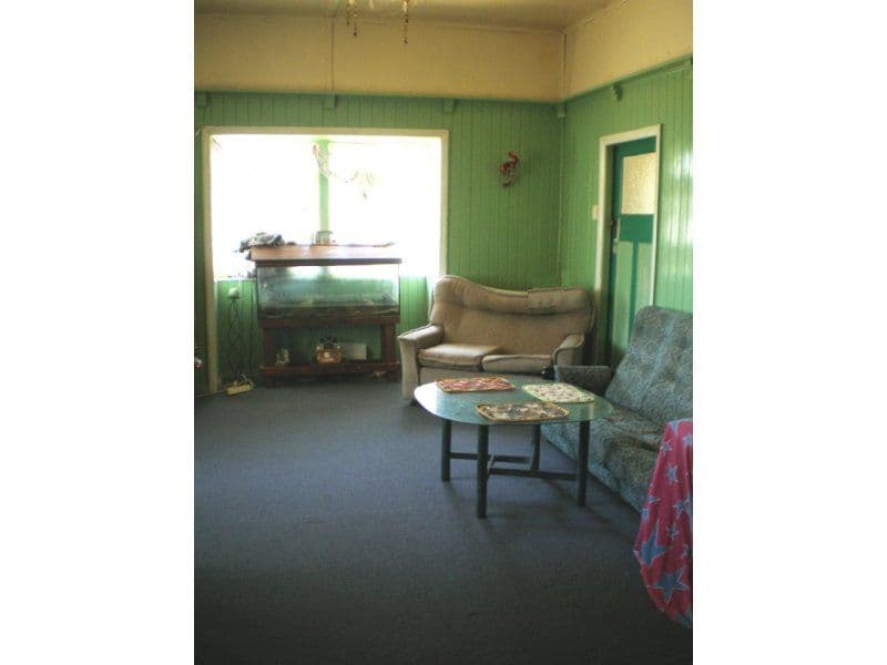 14 Eena Street, YELARBON QLD 4388, Yelarbon - Thumbnail 6