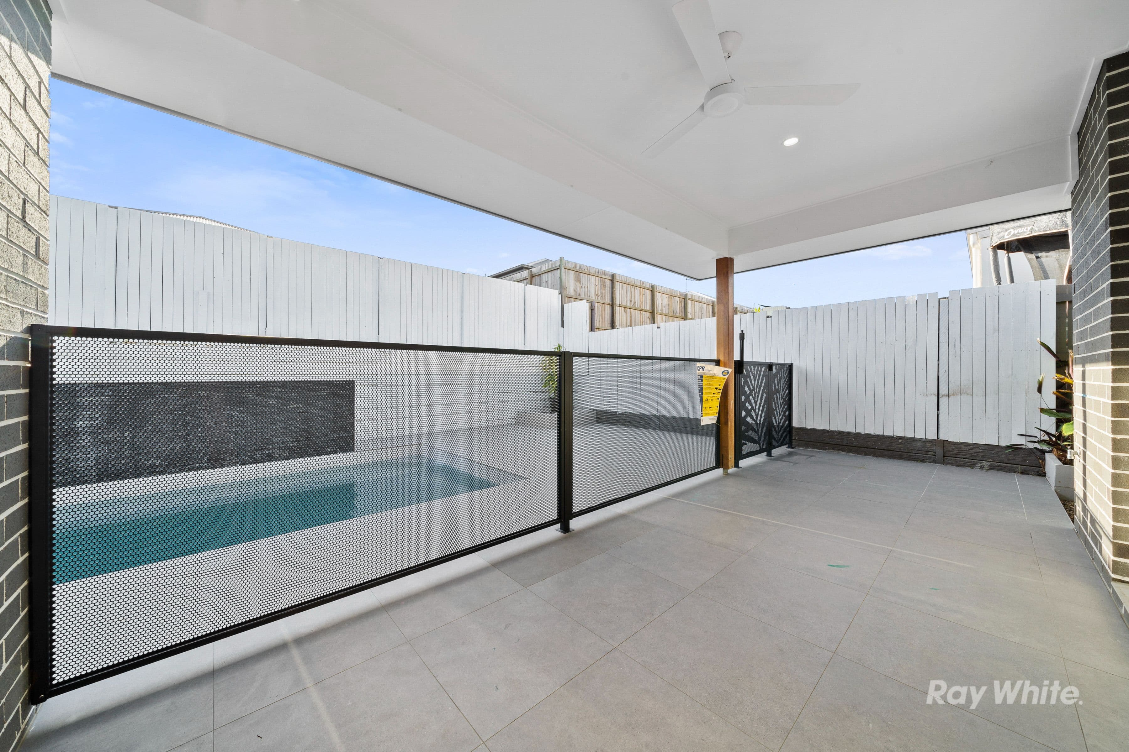 5 Vine Way, Greenbank QLD 4124, Greenbank - Thumbnail 2
