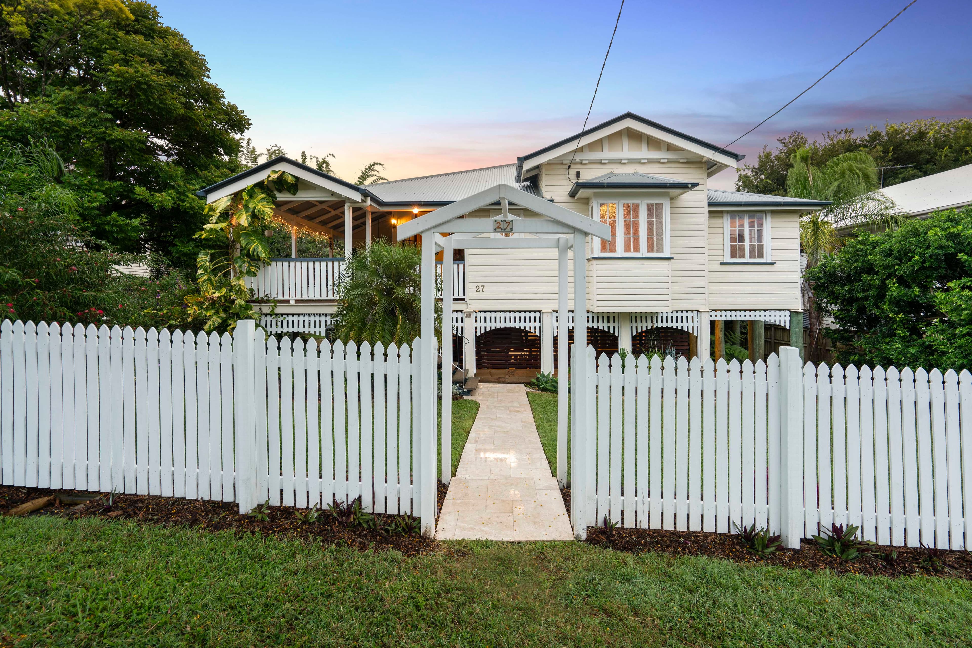 27 Gaba Tepe Street, Moorooka QLD 4105, Moorooka - Image 1