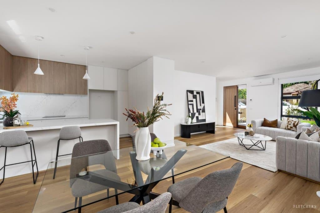 2/2 Joseph Street, Bundoora - Thumbnail 2