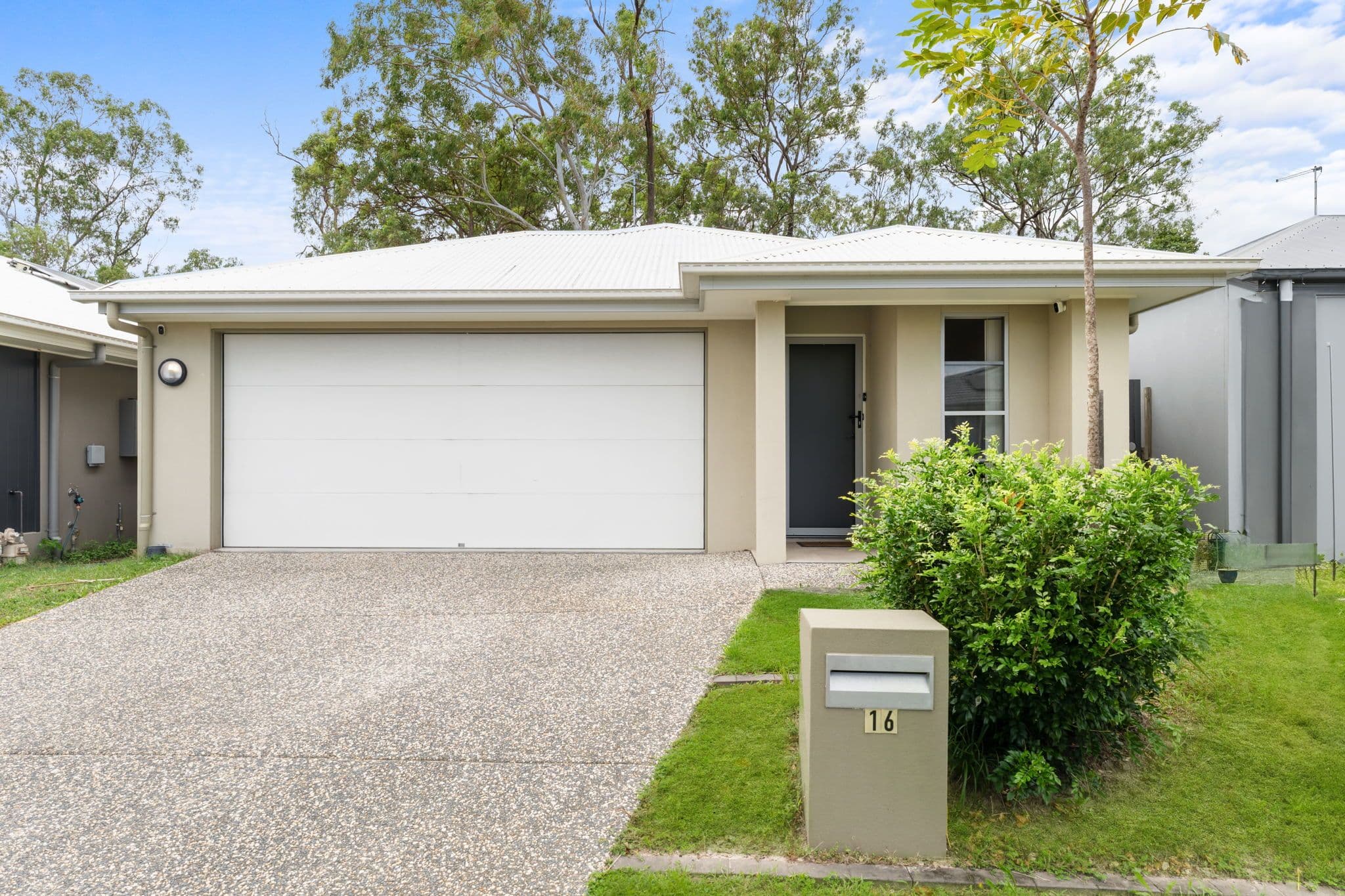 16 Kourounis Street, Logan Reserve QLD 4133, Logan Reserve - Thumbnail 2