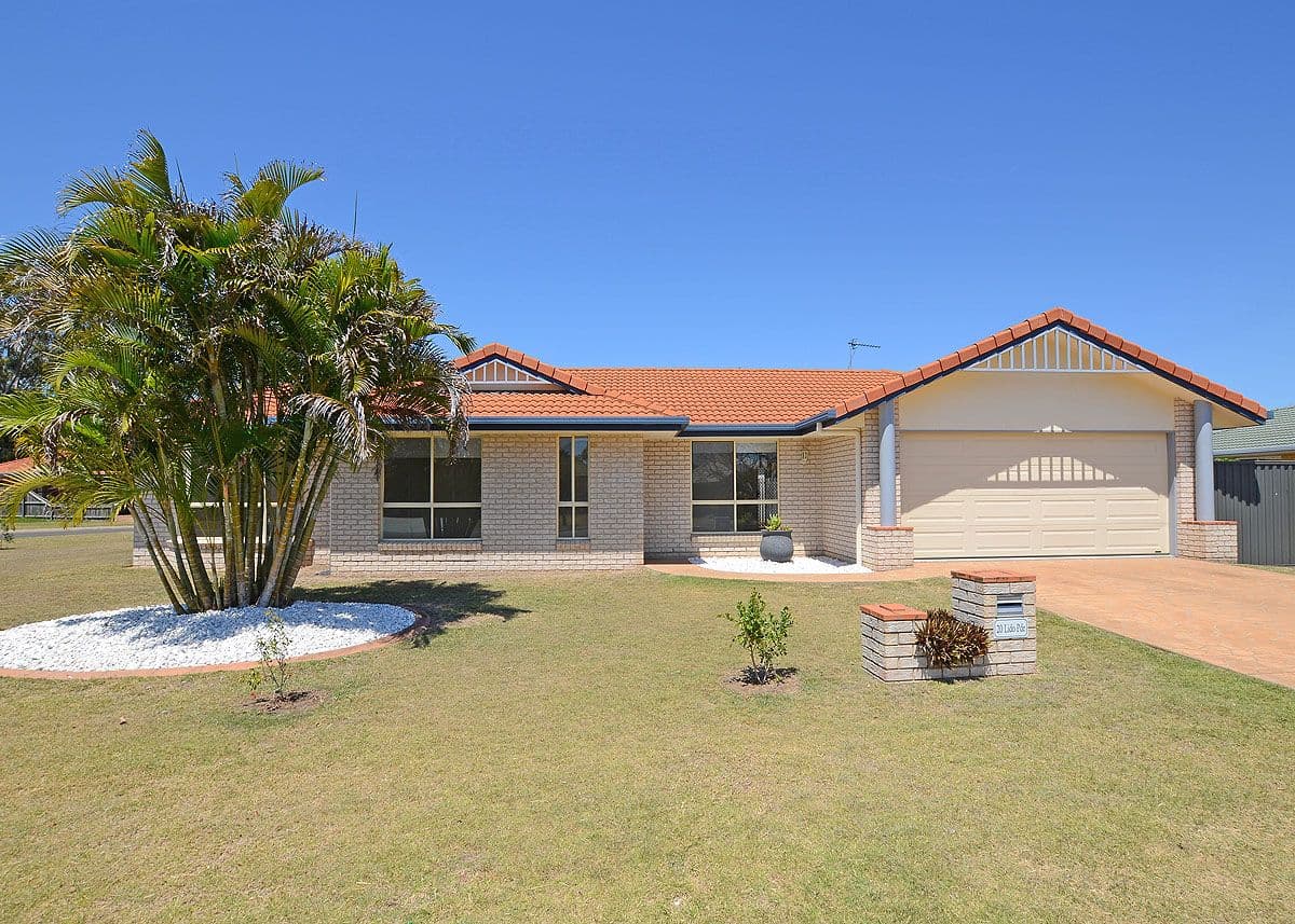 20 Lido Parade, Urangan QLD 4655, Urangan - Image 1
