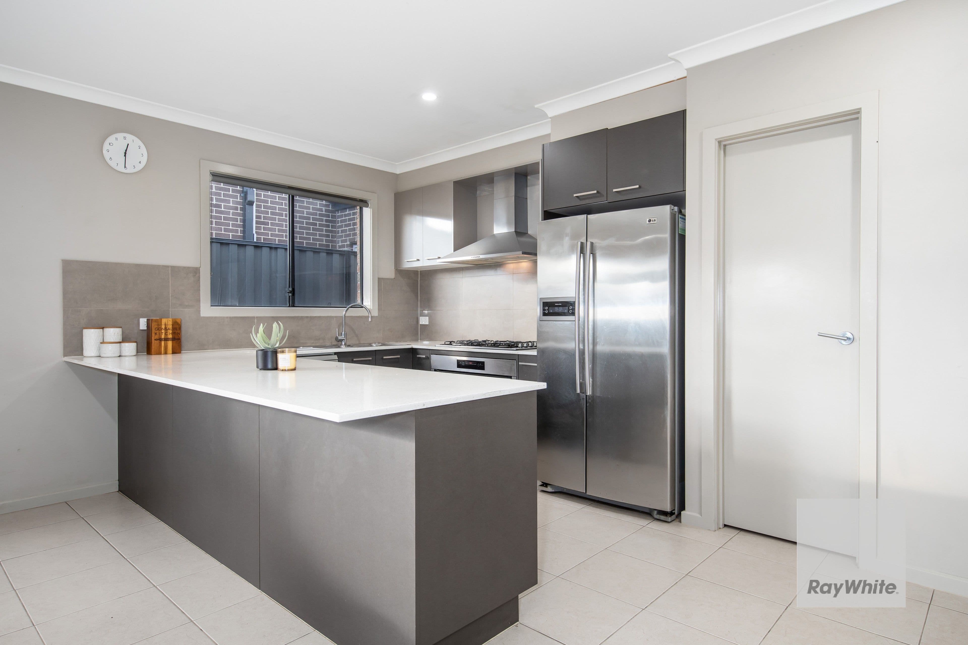 15 Infinity Drive, FRASER RISE VIC 3336, Fraser Rise - Thumbnail 3