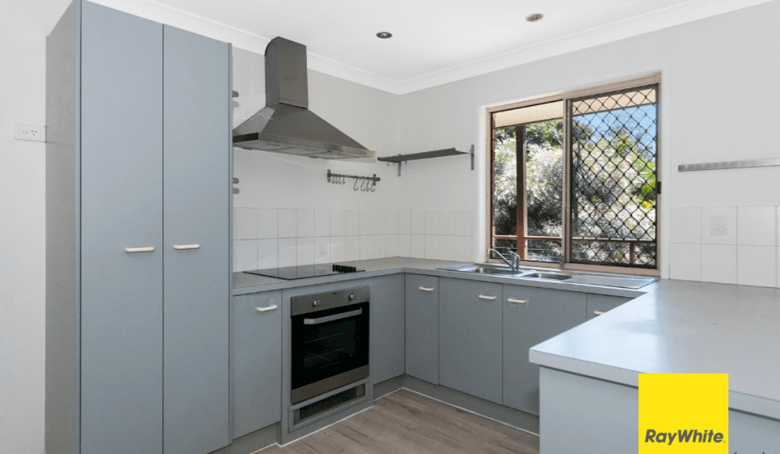 32 Stoten Street, Eagleby QLD 4207, Eagleby - Thumbnail 3
