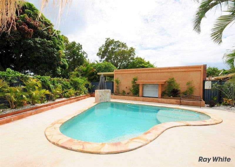 64 Truro Street, Torquay QLD 4655, Torquay - Thumbnail 4