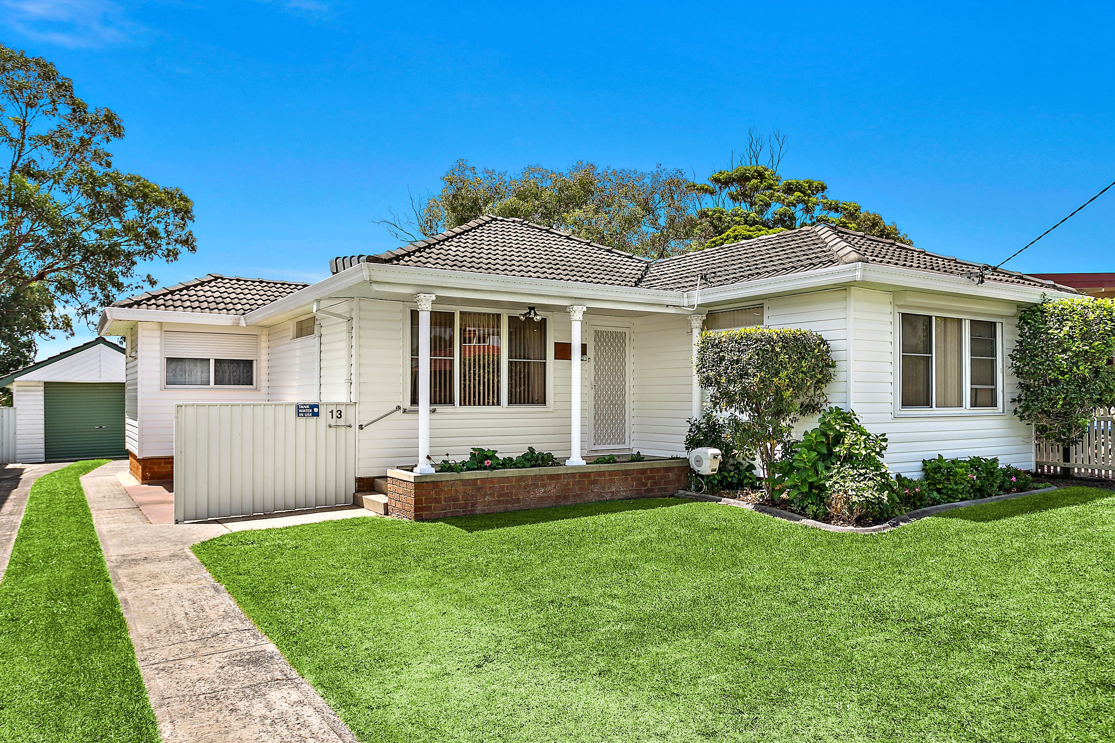 13 Sammat Avenue, Barrack Heights - Image 1
