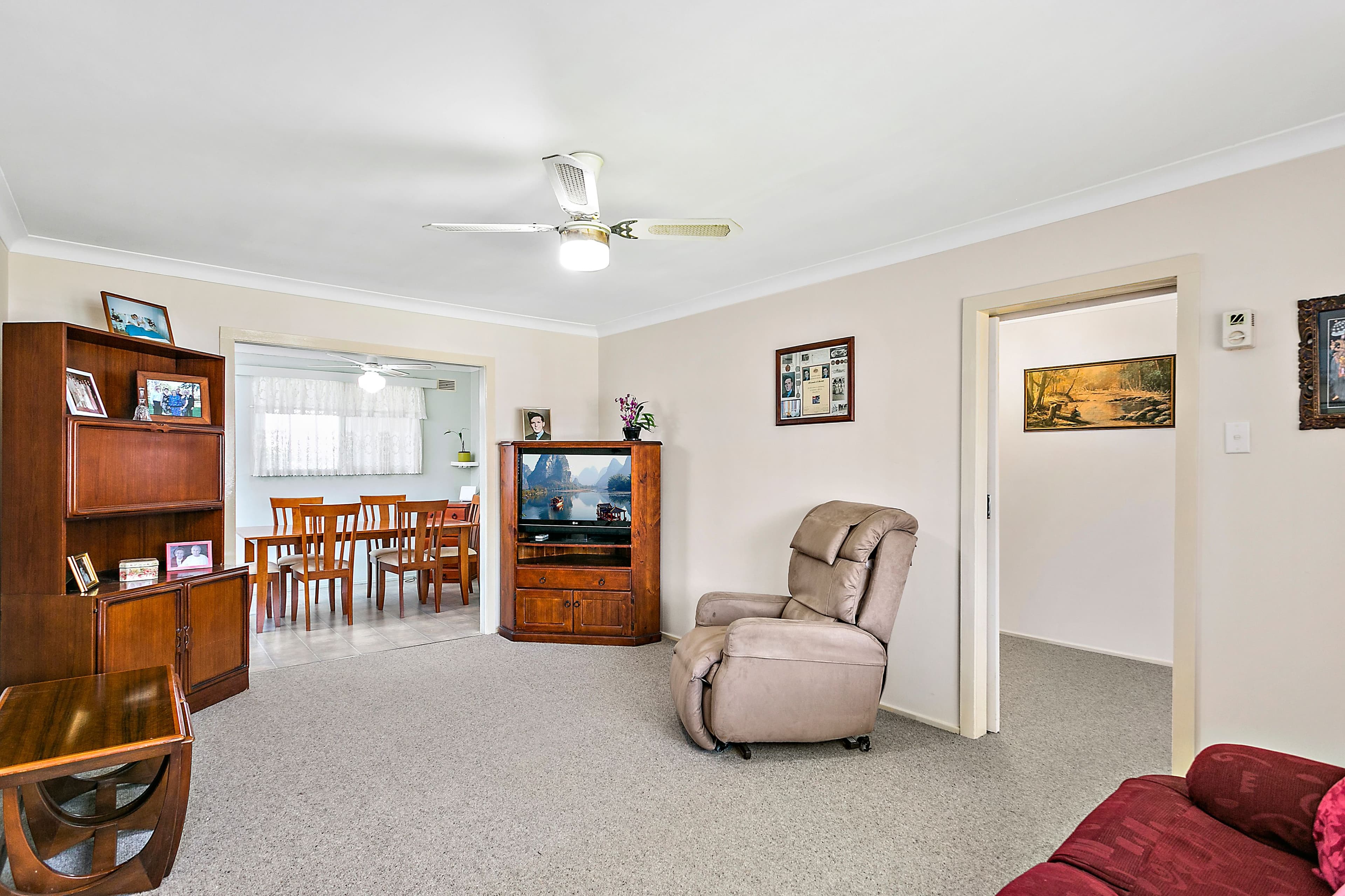 13 Sammat Avenue, Barrack Heights - Thumbnail 3