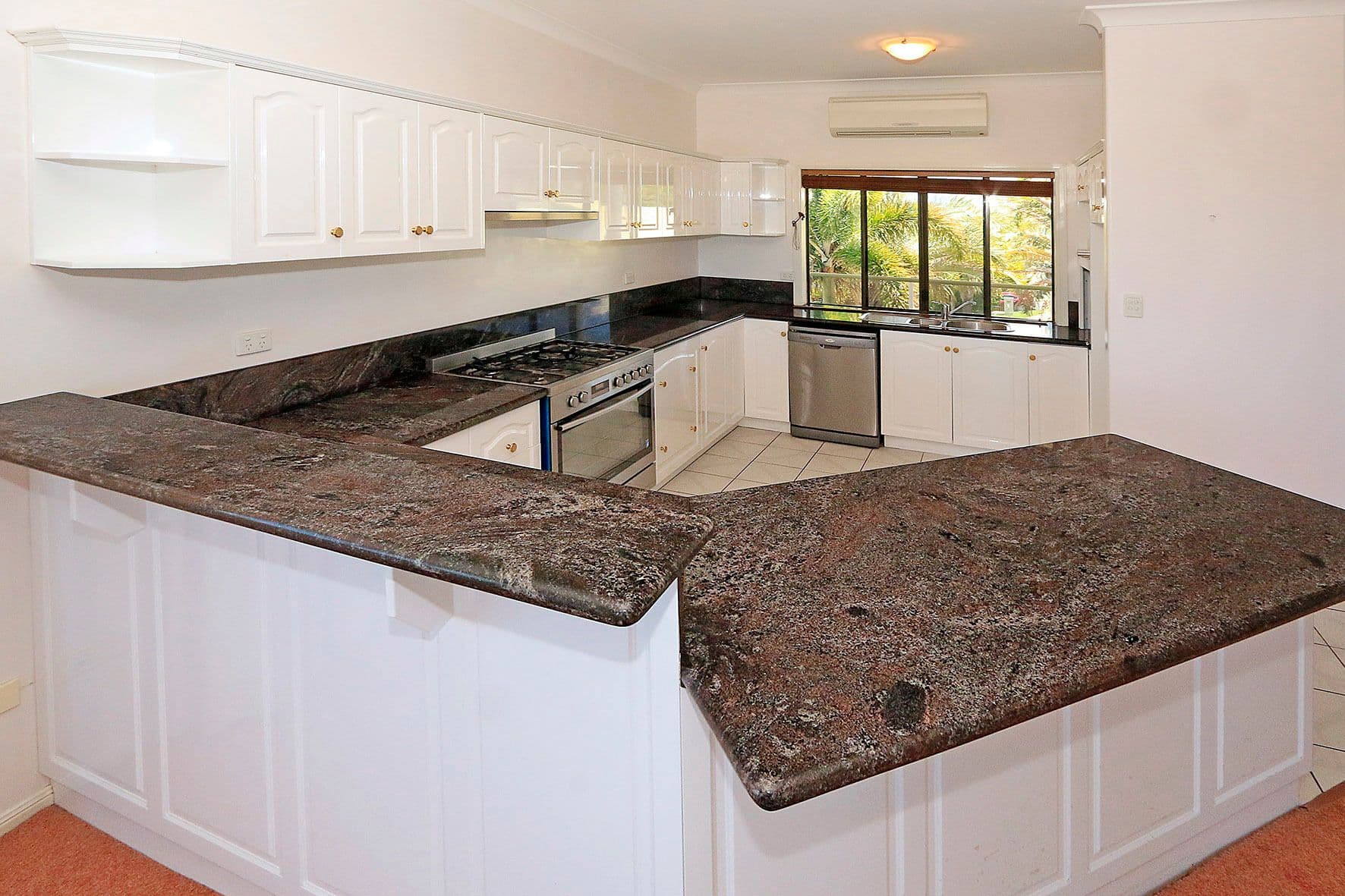 33 Shaw Avenue, Yeppoon QLD 4703, Yeppoon - Thumbnail 5