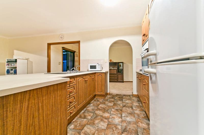 2 Ayredale Avenue, CLEARVIEW SA 5085, Clearview - Thumbnail 6