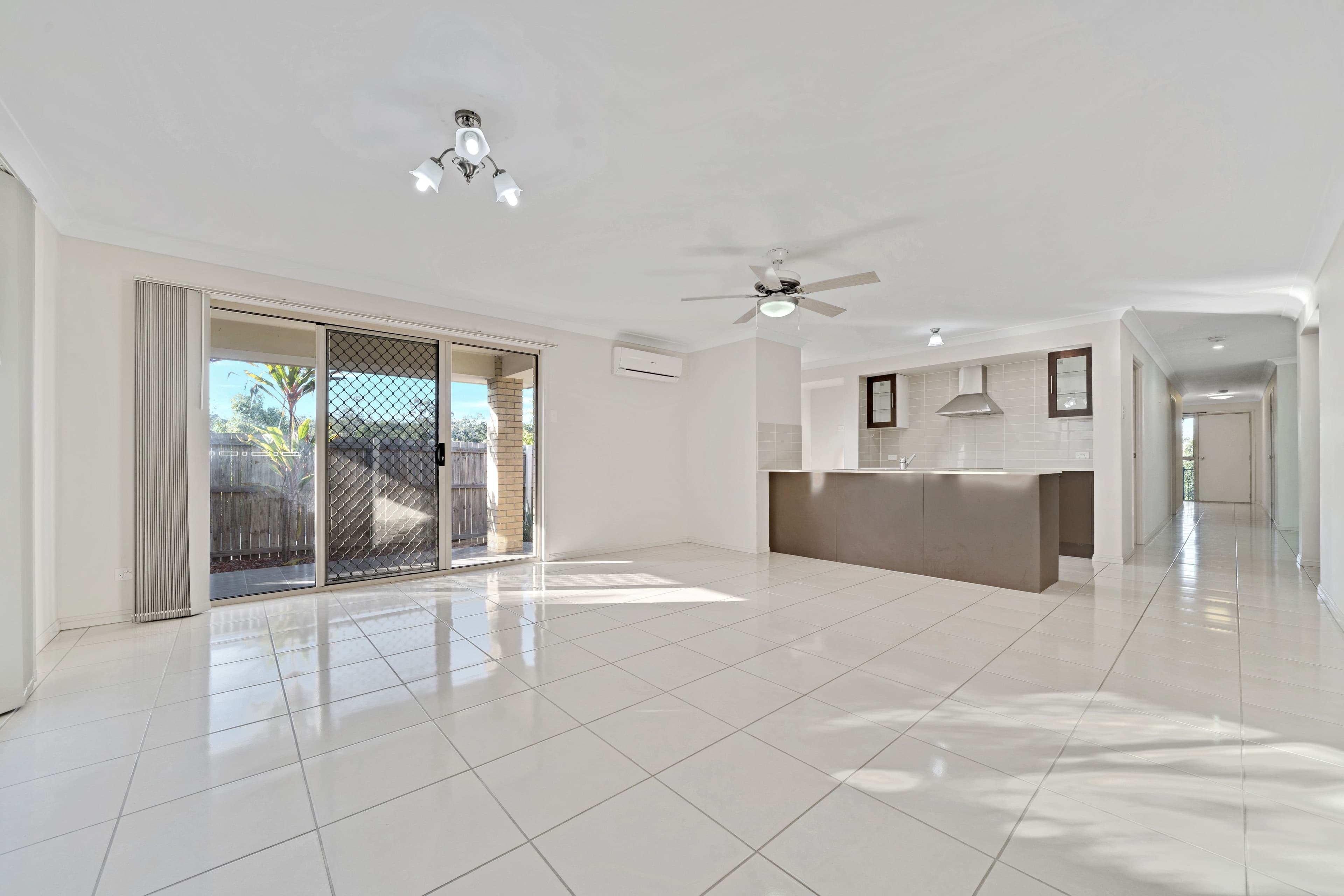 37 Ridgevale Boulevard, Holmview QLD 4207, Holmview - Thumbnail 3