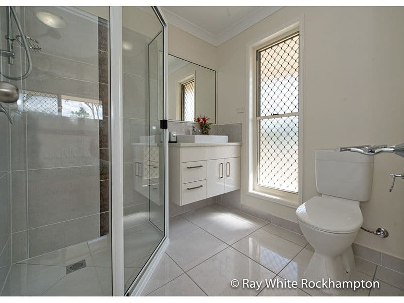 657 Montgomerie Street, Lakes Creek QLD 4701, Lakes Creek - Thumbnail 3