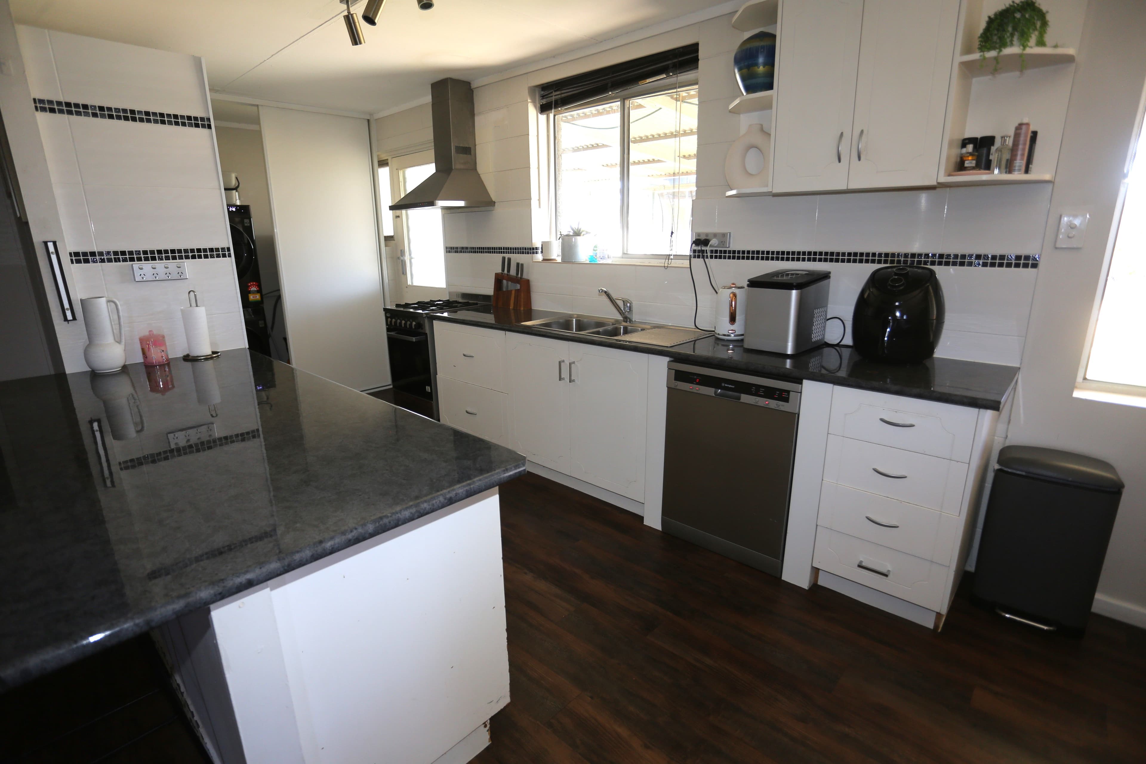 41 Mallee Drive, Kambalda West WA 6442, Kambalda West - Thumbnail 3