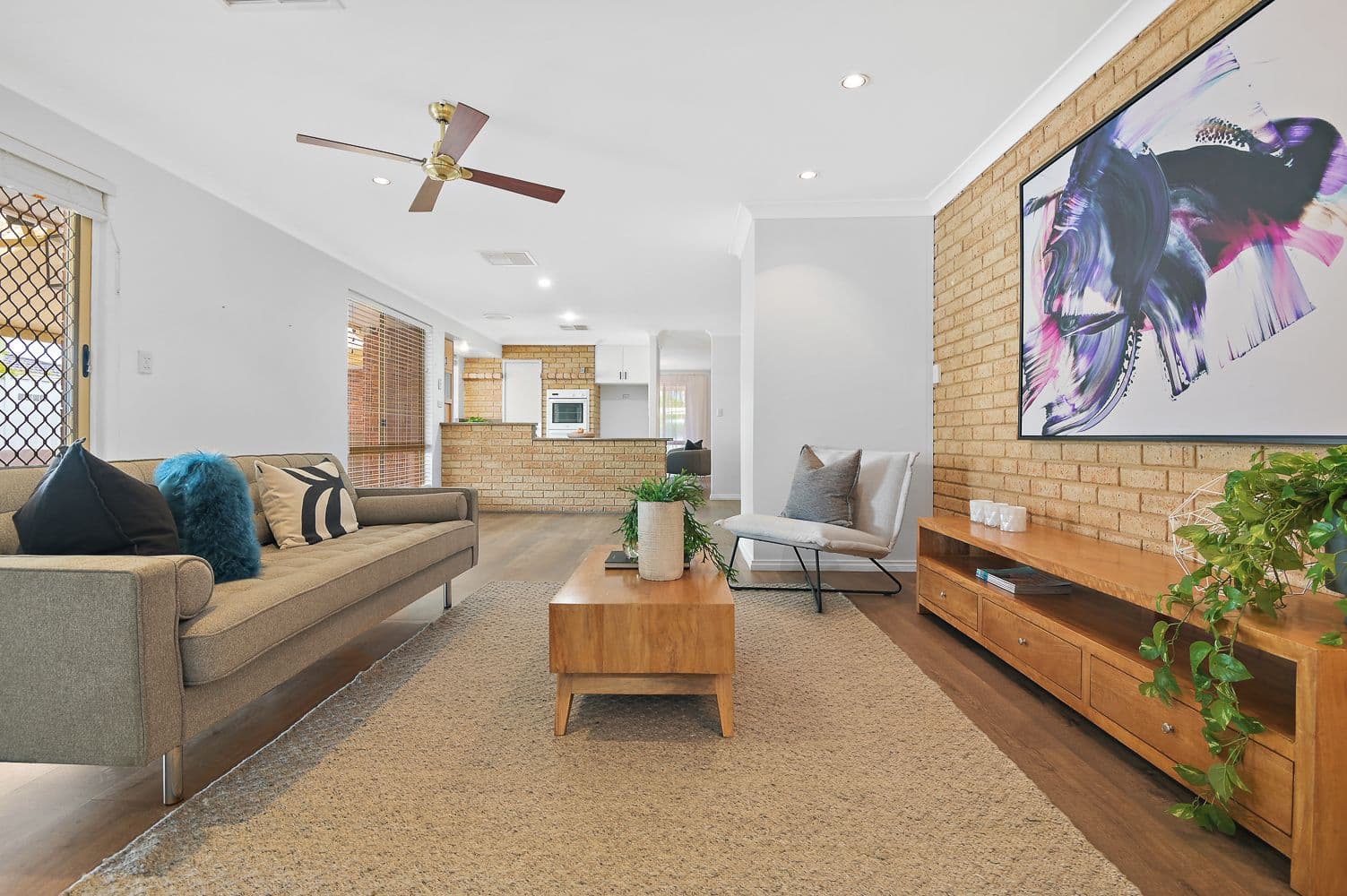 61 Discovery Drive, Thornlie WA 6108, Thornlie - Thumbnail 4