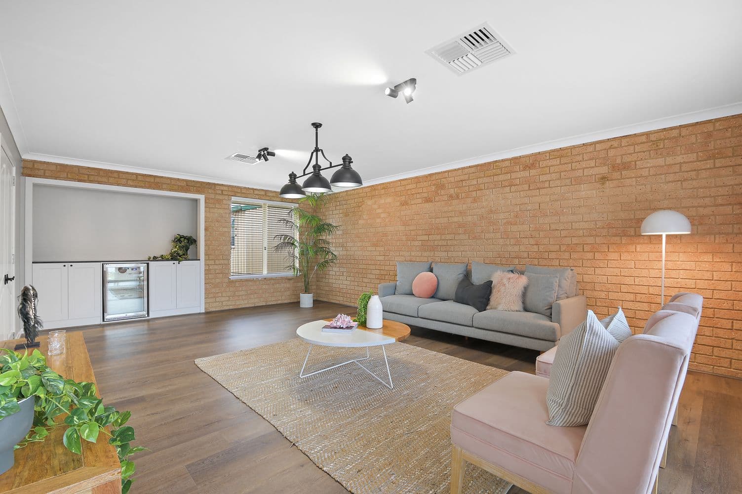 61 Discovery Drive, Thornlie WA 6108, Thornlie - Thumbnail 8