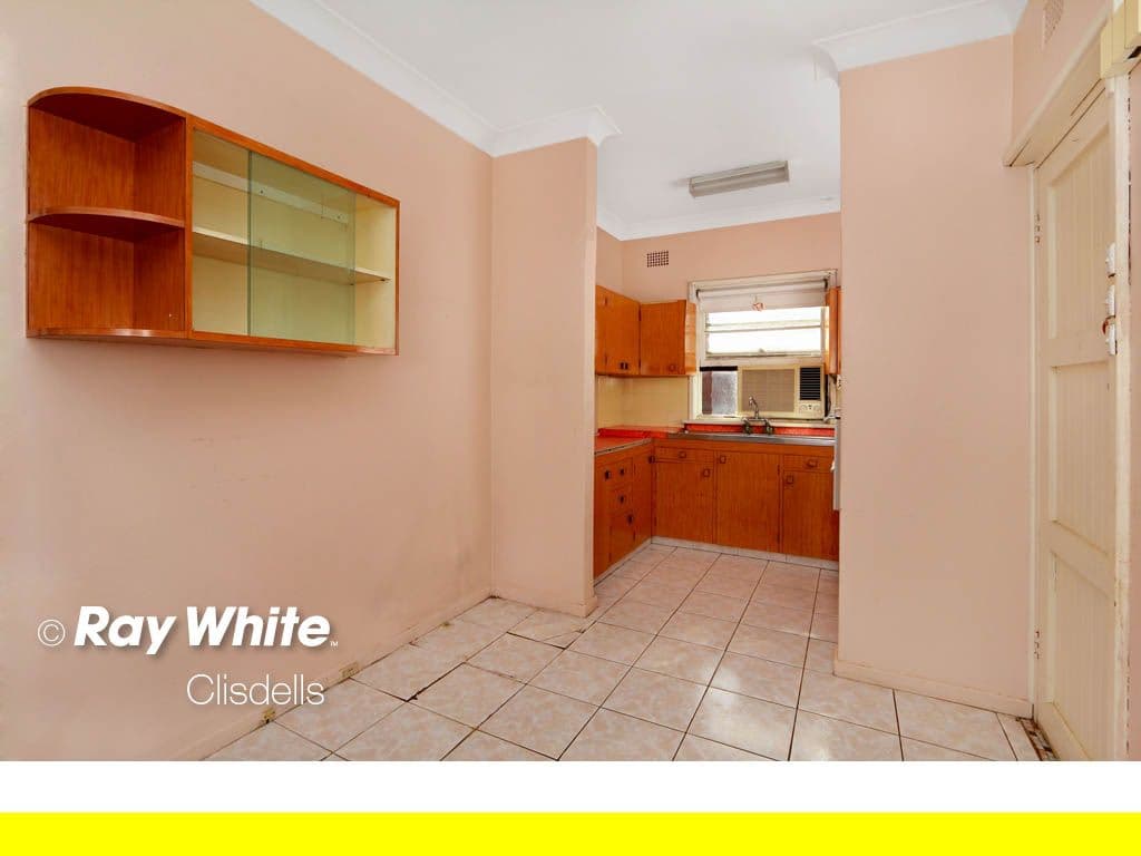 32 Proctor Avenue, KINGSGROVE NSW 2208, Kingsgrove - Thumbnail 4