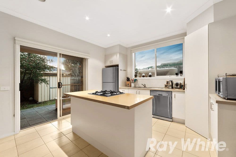 2 Clendon Road, Ferntree Gully VIC 3156, Ferntree Gully - Thumbnail 2