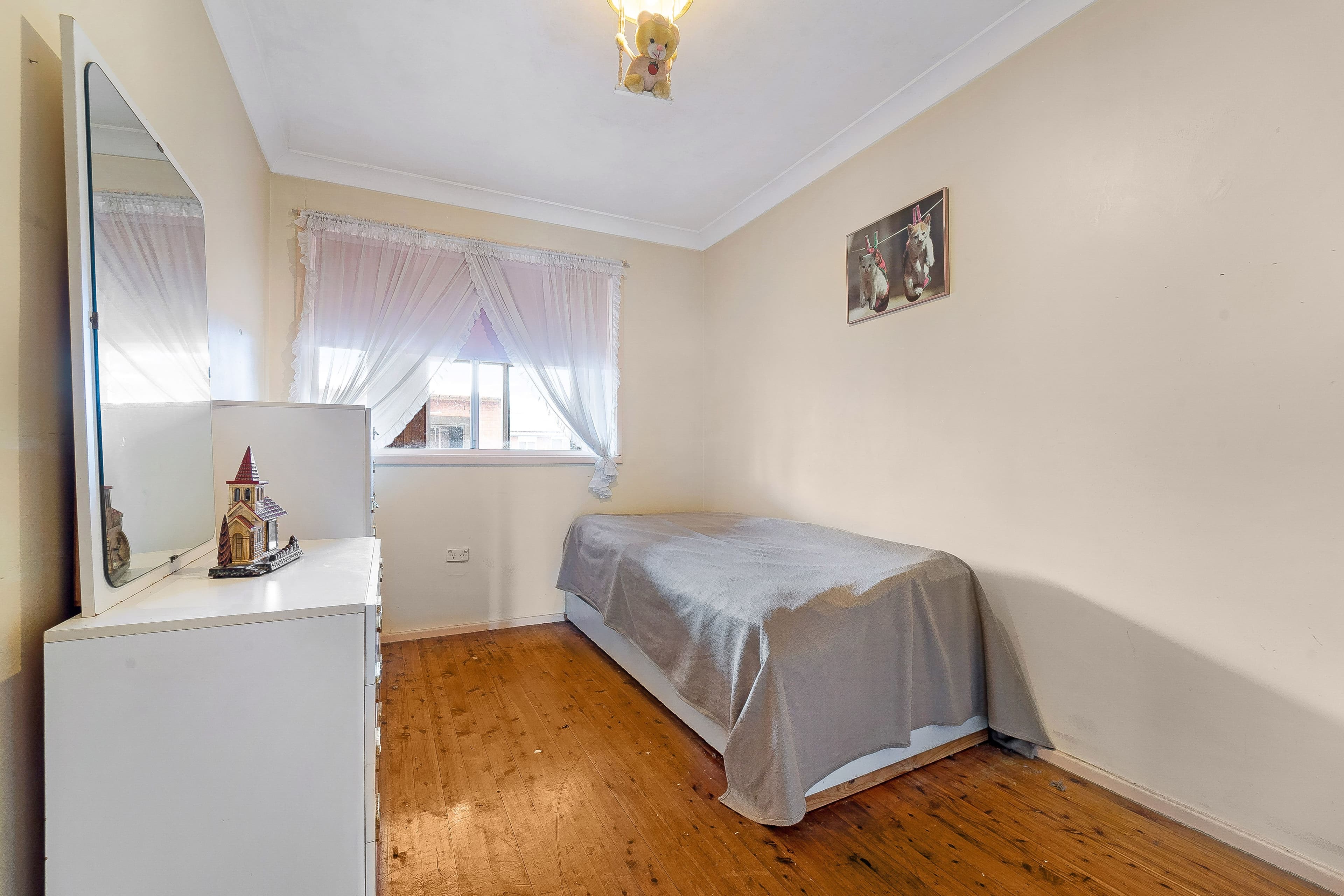 8 Owen Road, Georges Hall NSW 2198, Georges Hall - Thumbnail 7