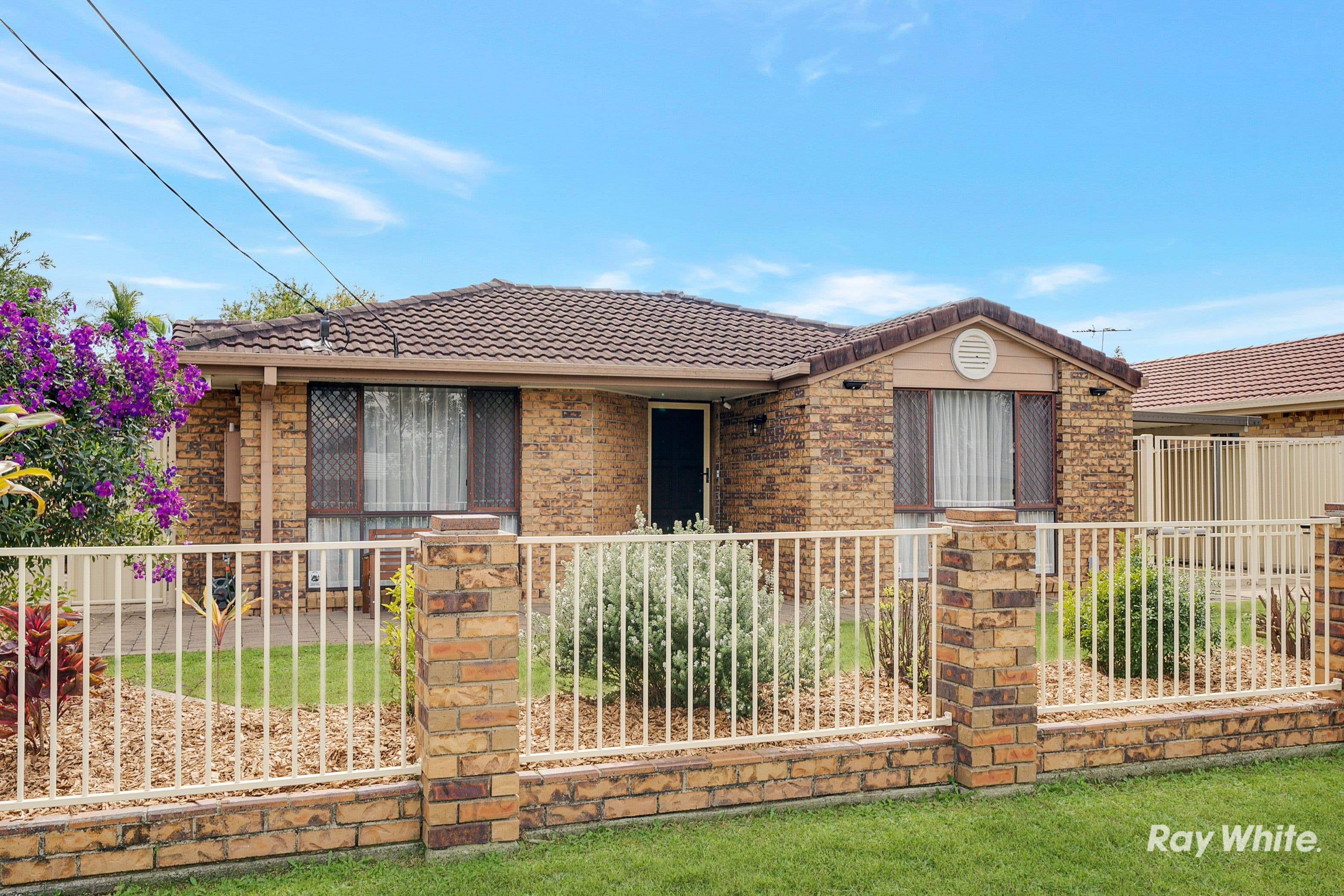 23 Yalumba Street, Kingston QLD 4114, Kingston - Thumbnail 4