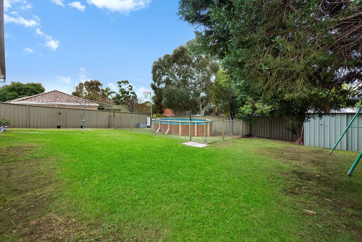 4 Corbett Place, Barden Ridge - Thumbnail 2