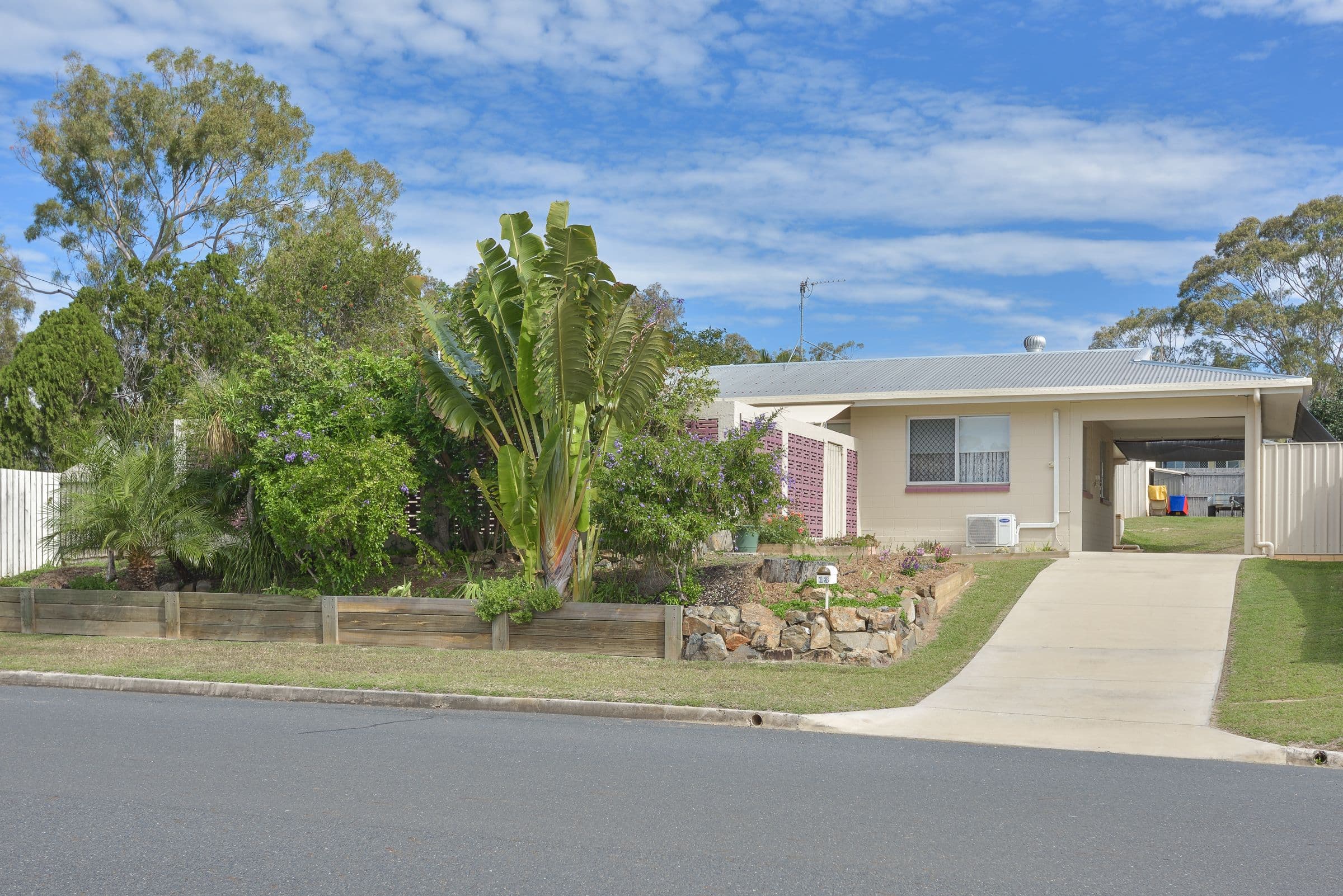 13 Whiting Street, Toolooa QLD 4680, Toolooa - Thumbnail 2