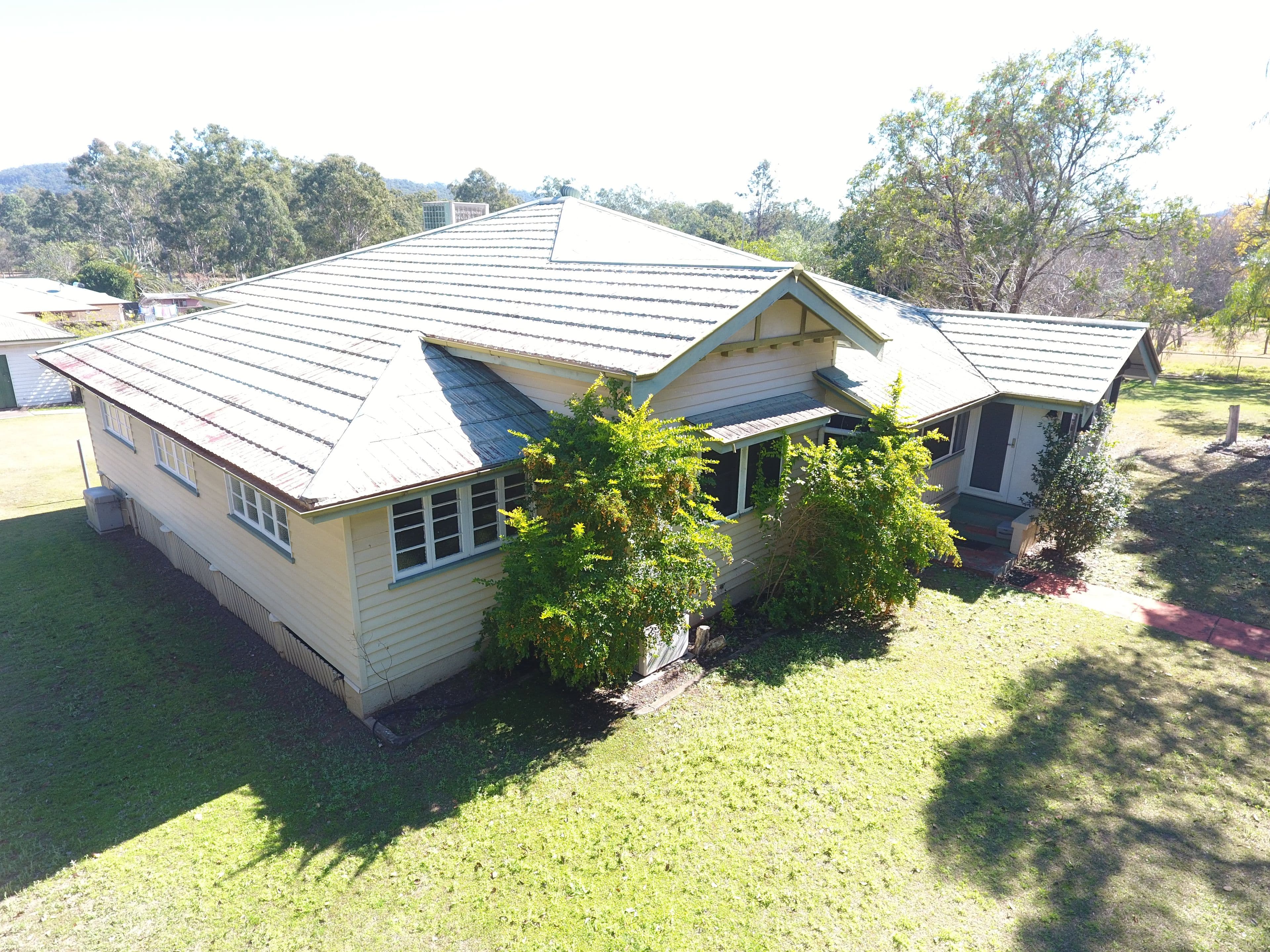 49 Middle Street, Esk QLD 4312, Esk - Thumbnail 2