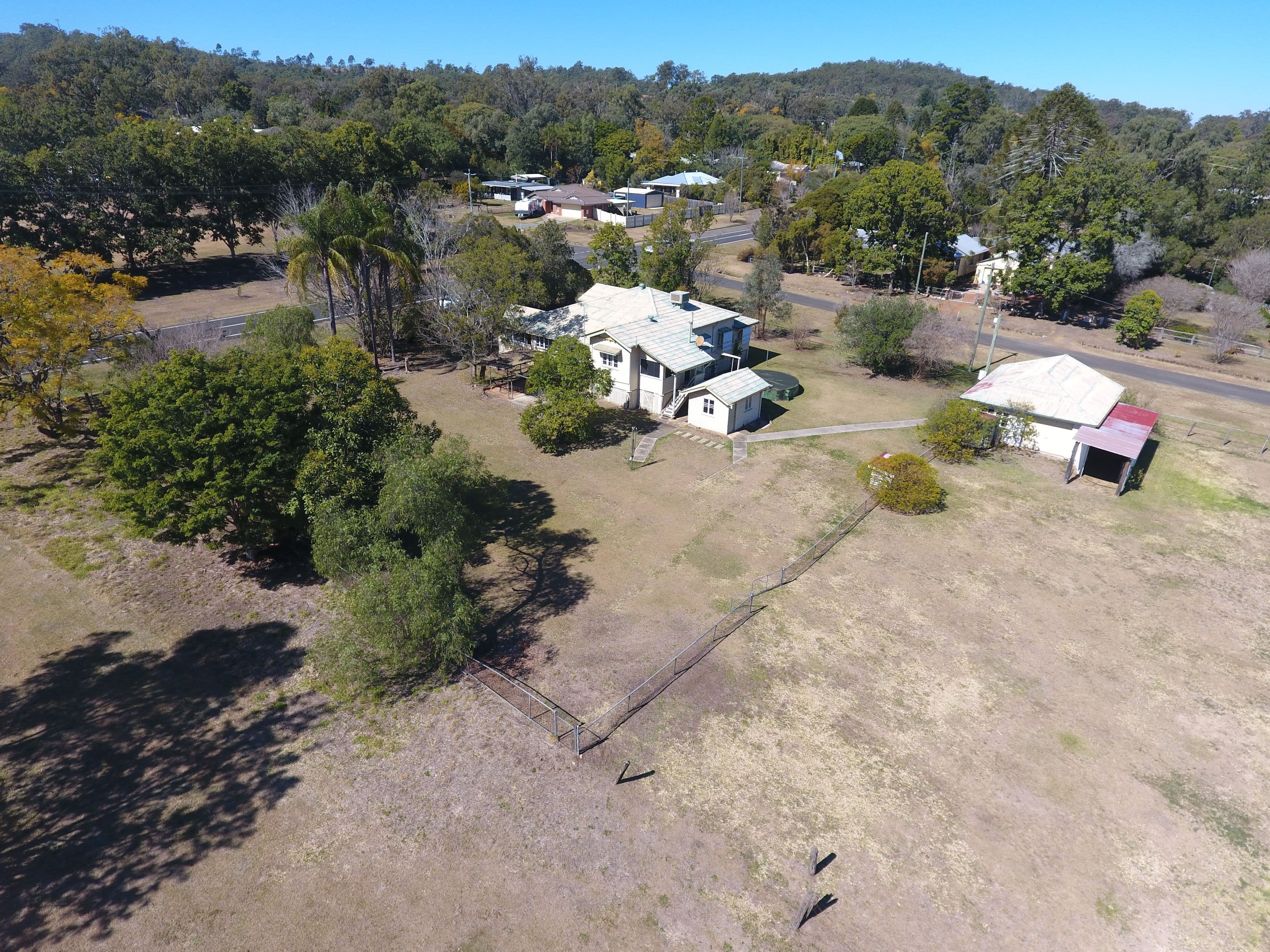 49 Middle Street, Esk QLD 4312, Esk - Thumbnail 4