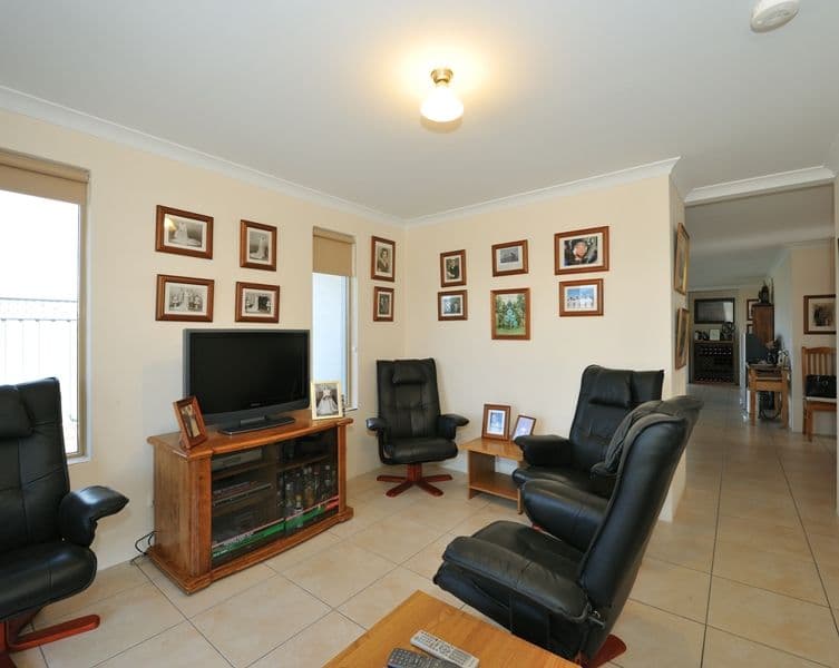 1 Bluebill Lane, BALDIVIS WA 6171, Baldivis - Thumbnail 4