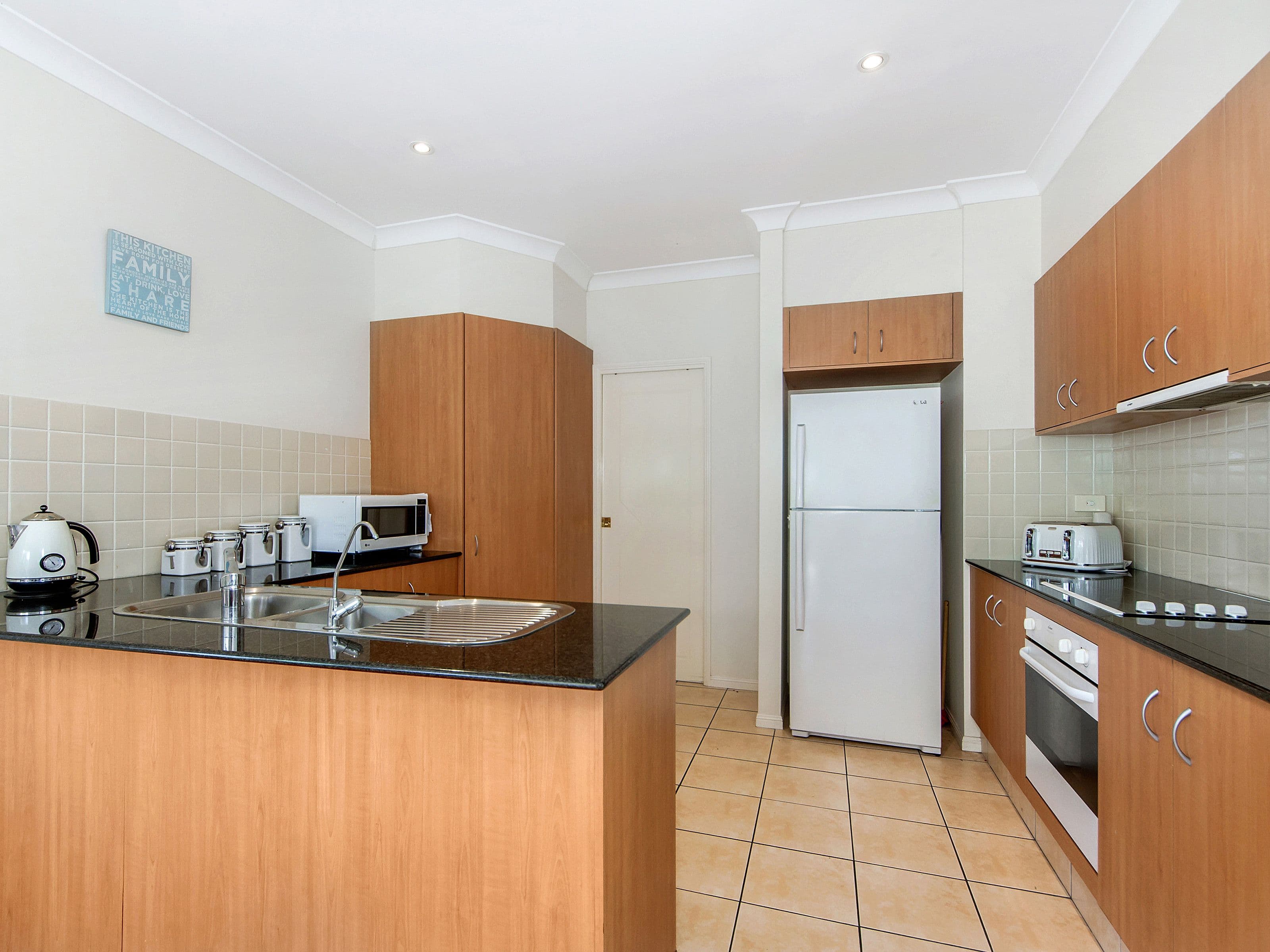 3 Camphor Wood Court, Robina QLD 4226, Robina - Thumbnail 5