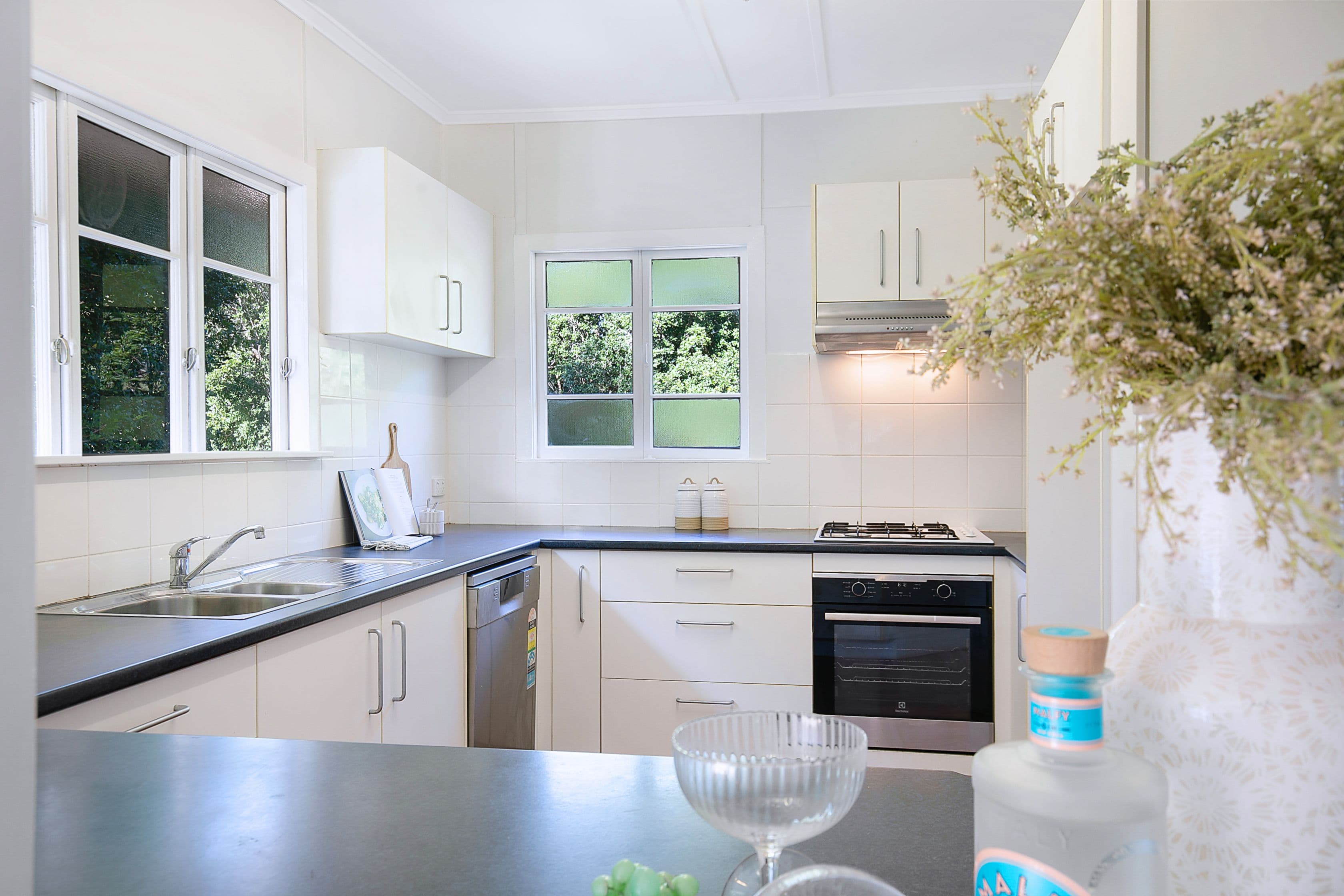 39 Irene Street, Wynnum QLD 4178, Wynnum - Thumbnail 4