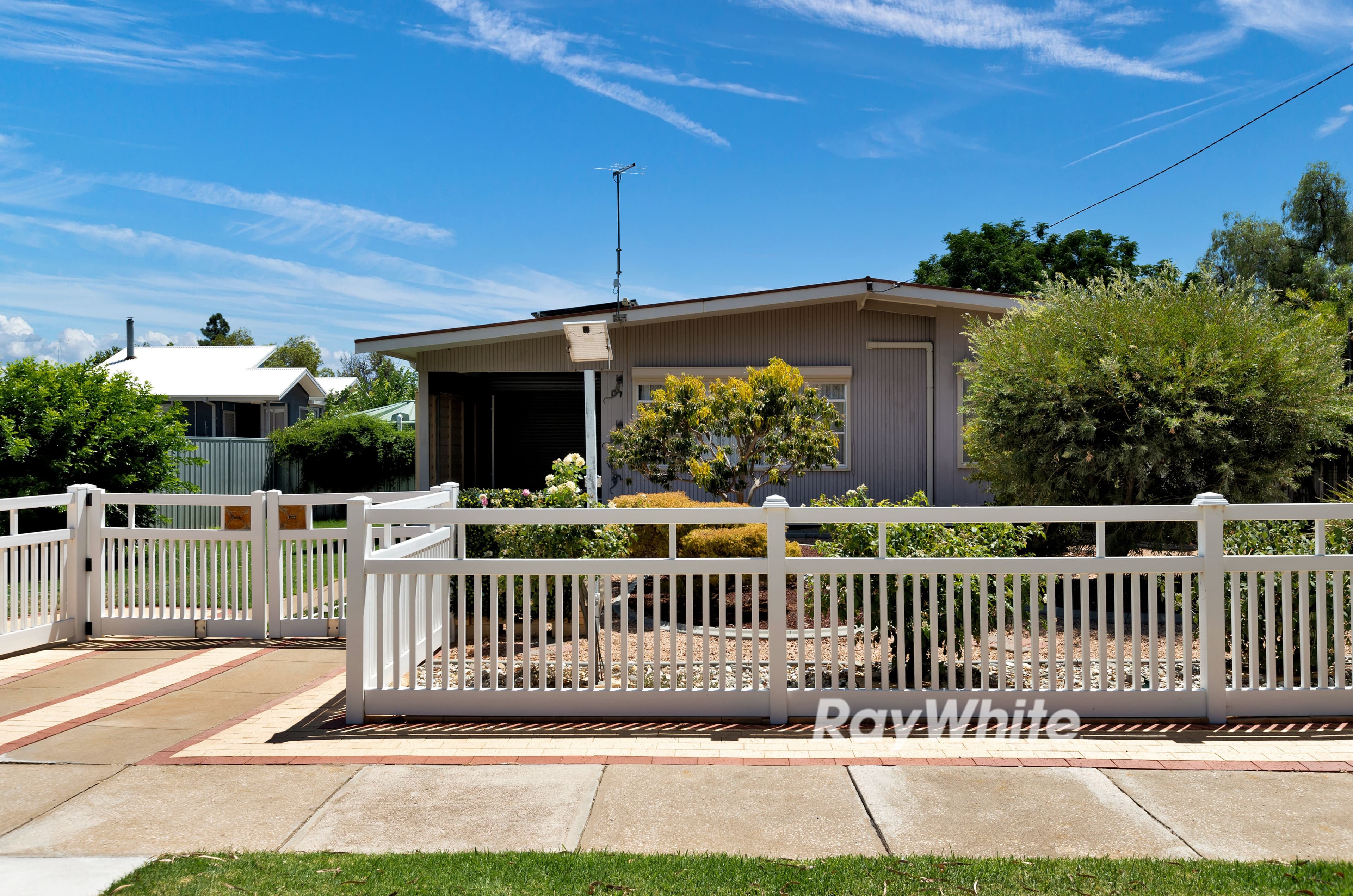 27 Adelaide Street, Wentworth NSW 2648, Wentworth - Image 1