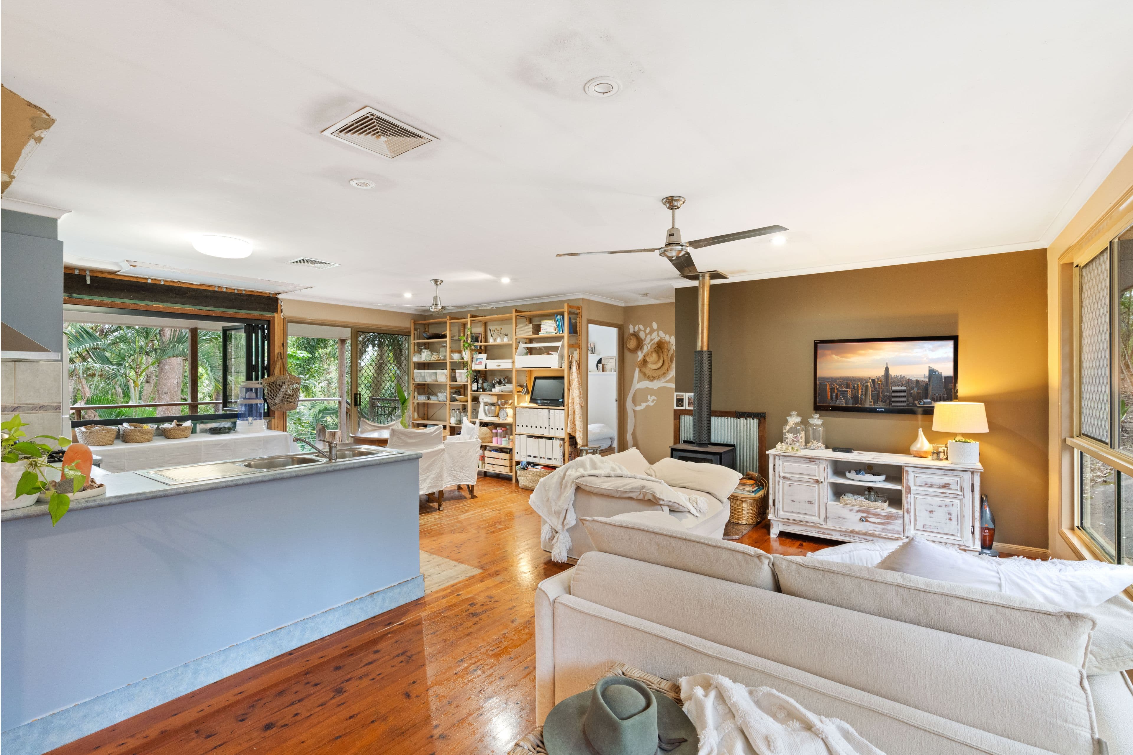 8 Reservoir Road, Landsborough QLD 4550, Landsborough - Thumbnail 5