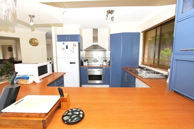 5 Robusta Rise, BURLEIGH HEADS QLD 4220, Burleigh Heads - Thumbnail 3