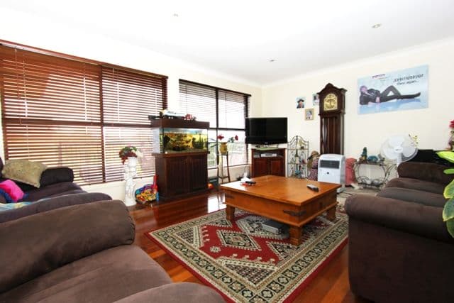 5 Robusta Rise, BURLEIGH HEADS QLD 4220, Burleigh Heads - Thumbnail 5