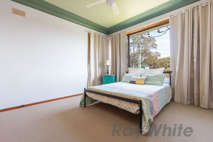 12 Sherburn Place, Charlestown - Thumbnail 6