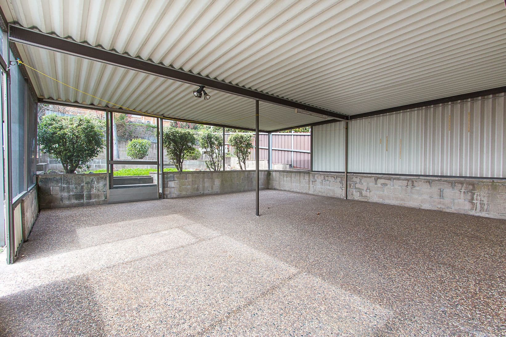 12 Sherburn Place, Charlestown - Thumbnail 7