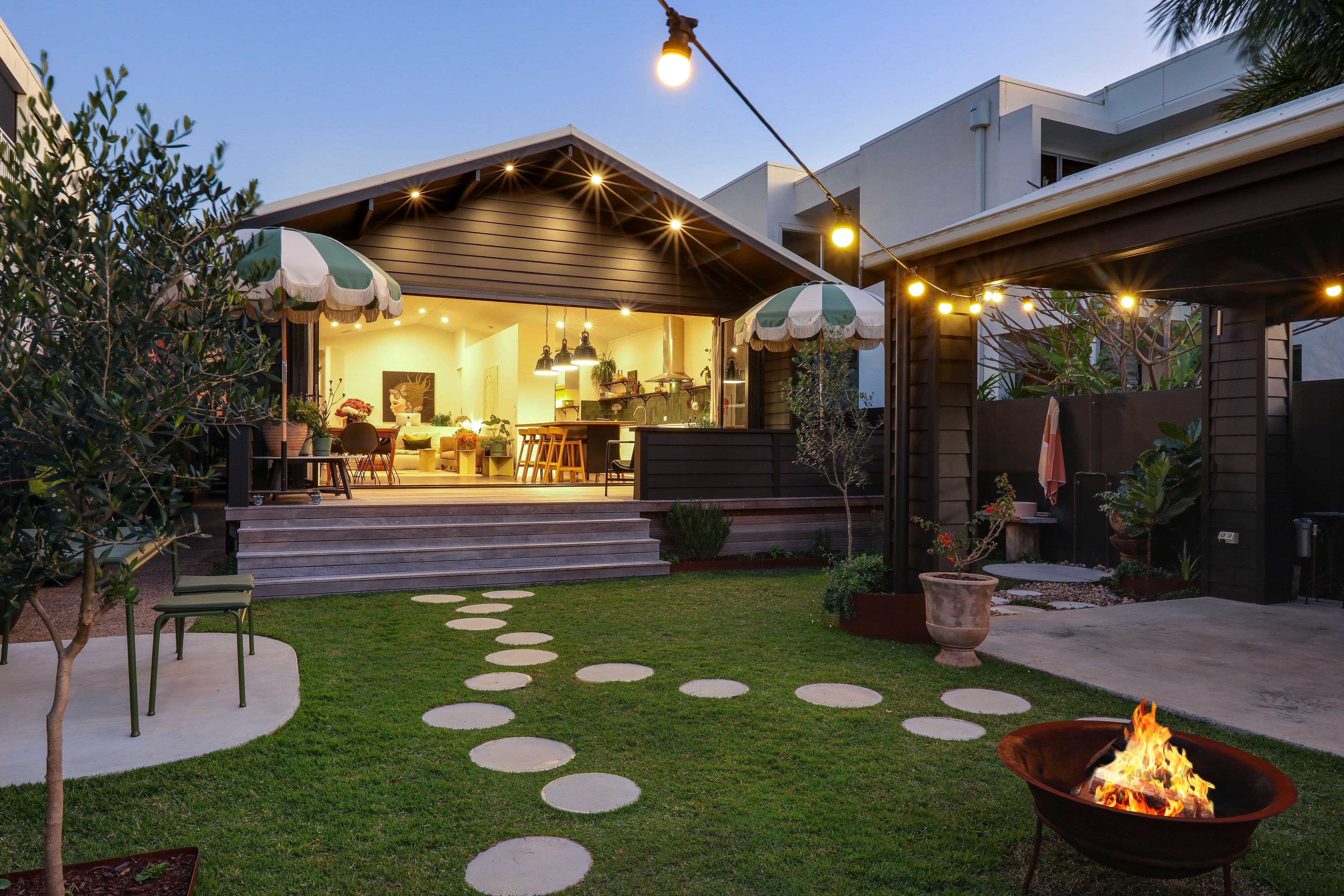 26 Ocean Street, Mermaid Beach QLD 4218, Mermaid Beach - Image 1