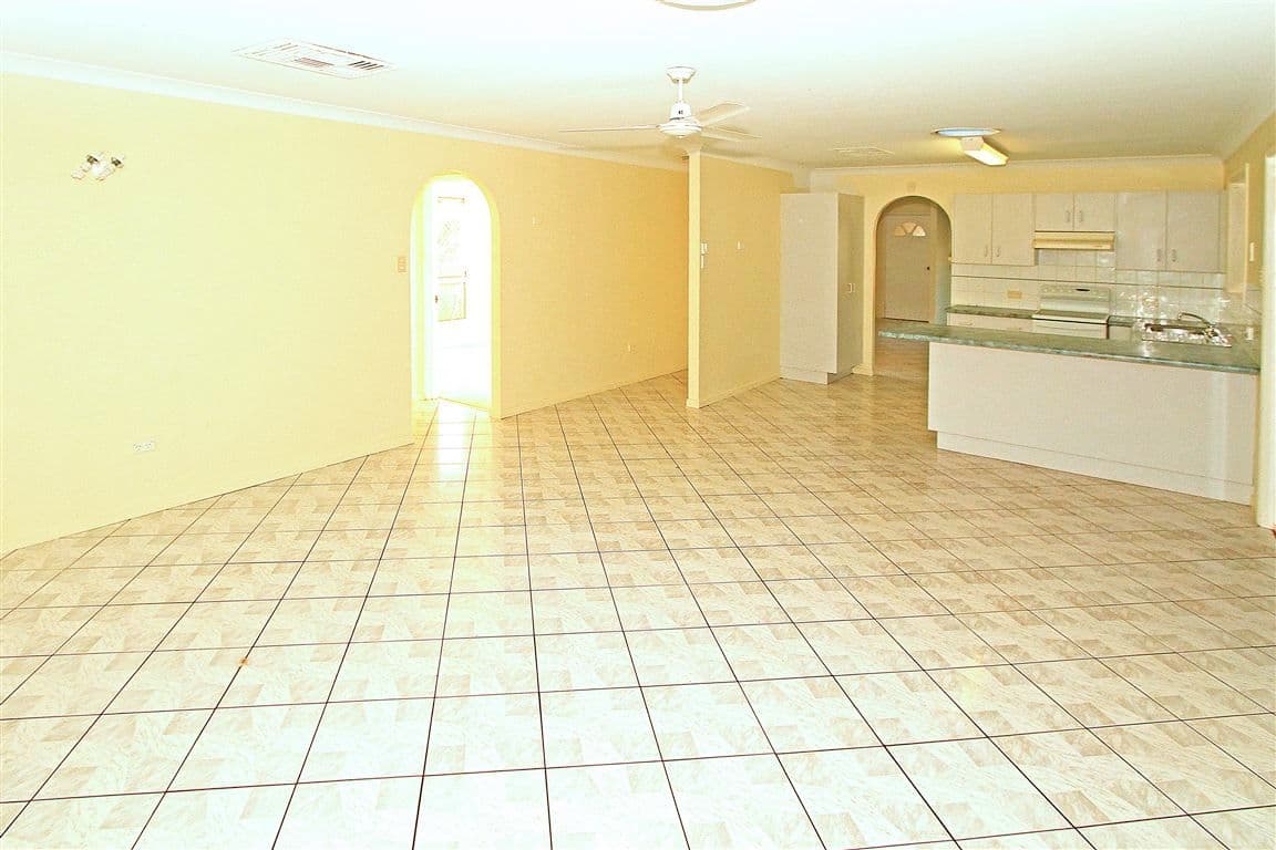 36 Dunnett Street, Gracemere QLD 4702, Gracemere - Thumbnail 4