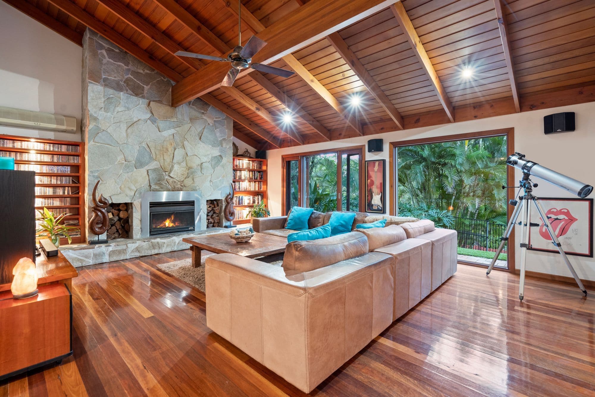 2 Mayo Court, Highland Park QLD 4211, Highland Park - Image 1