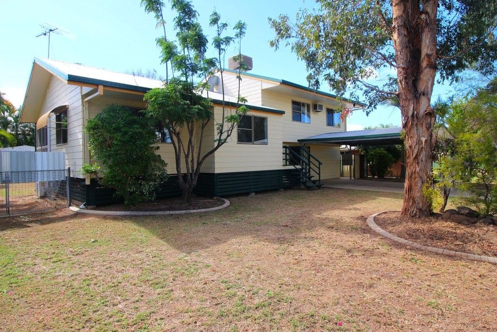 11 Park Avenue, Emerald QLD 4720, Emerald - Image 1