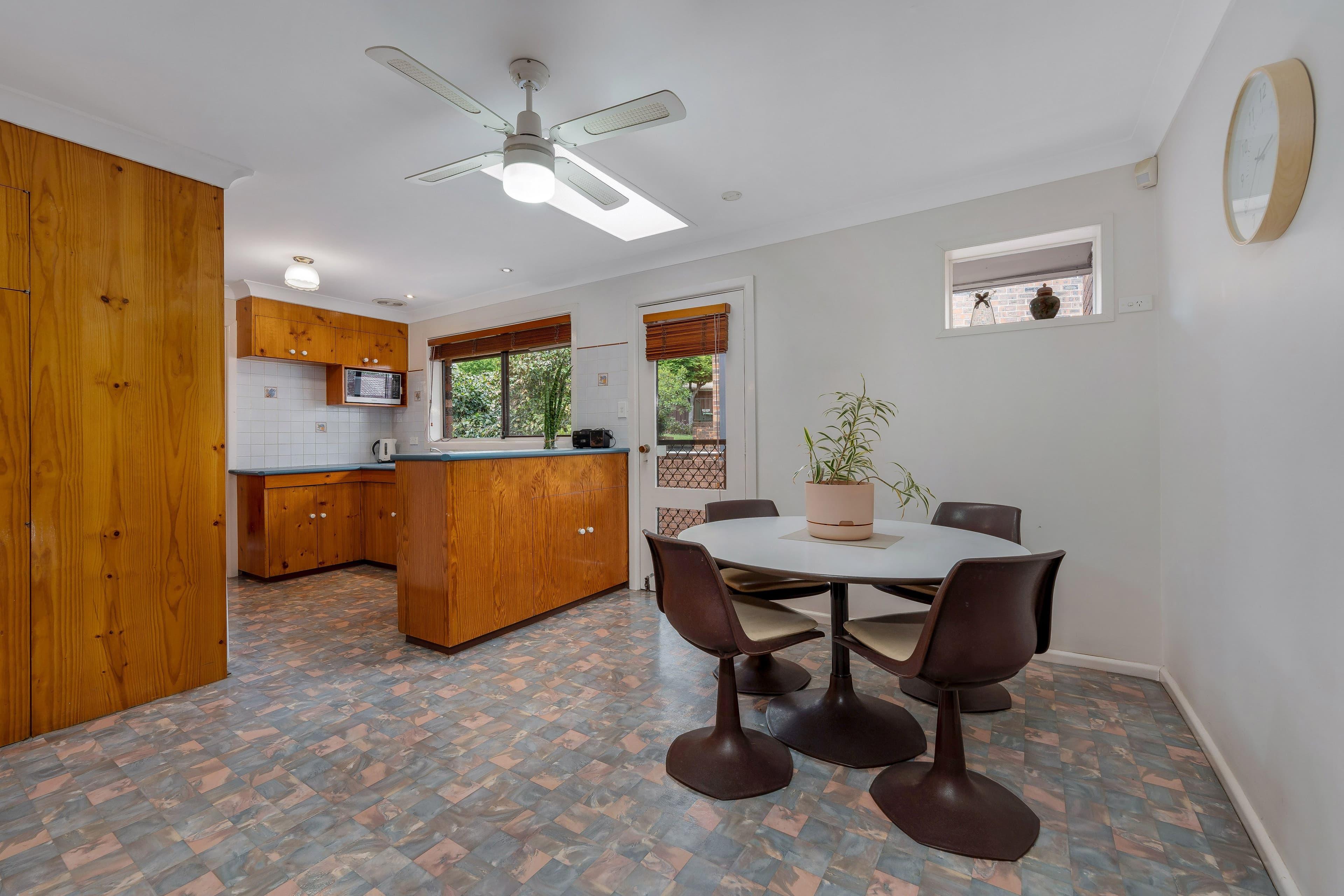 41 Yvonne Crescent, Georges Hall NSW 2198, Georges Hall - Thumbnail 5