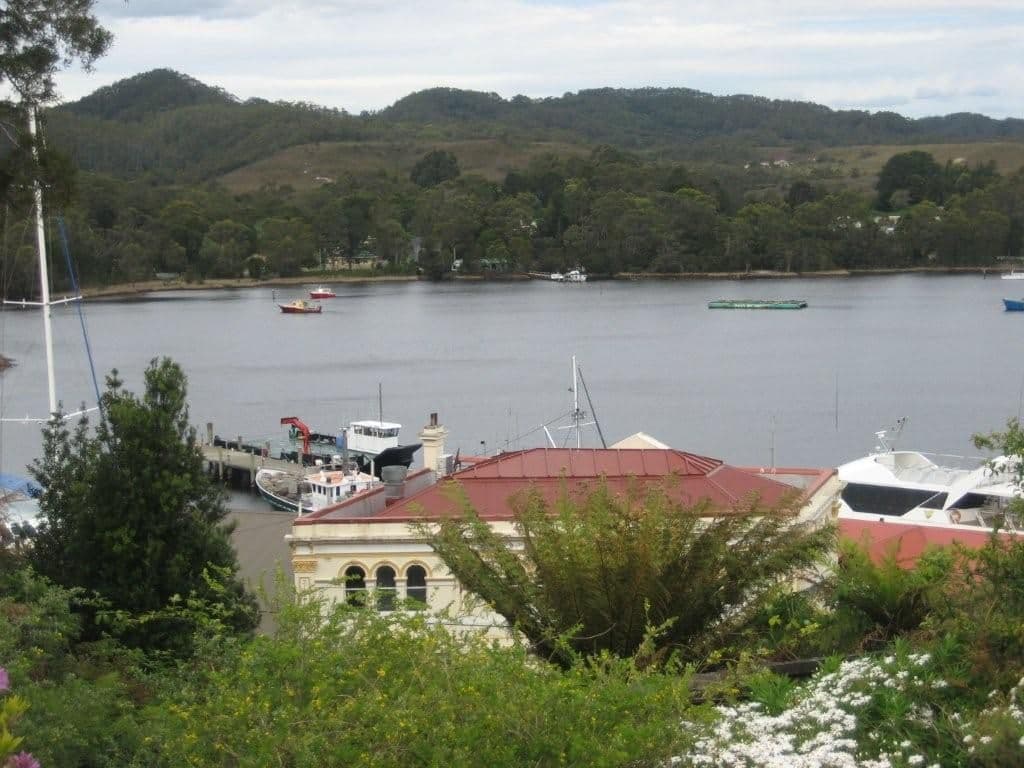 6  Lynch Street, STRAHAN TAS 7468, Strahan - Thumbnail 4