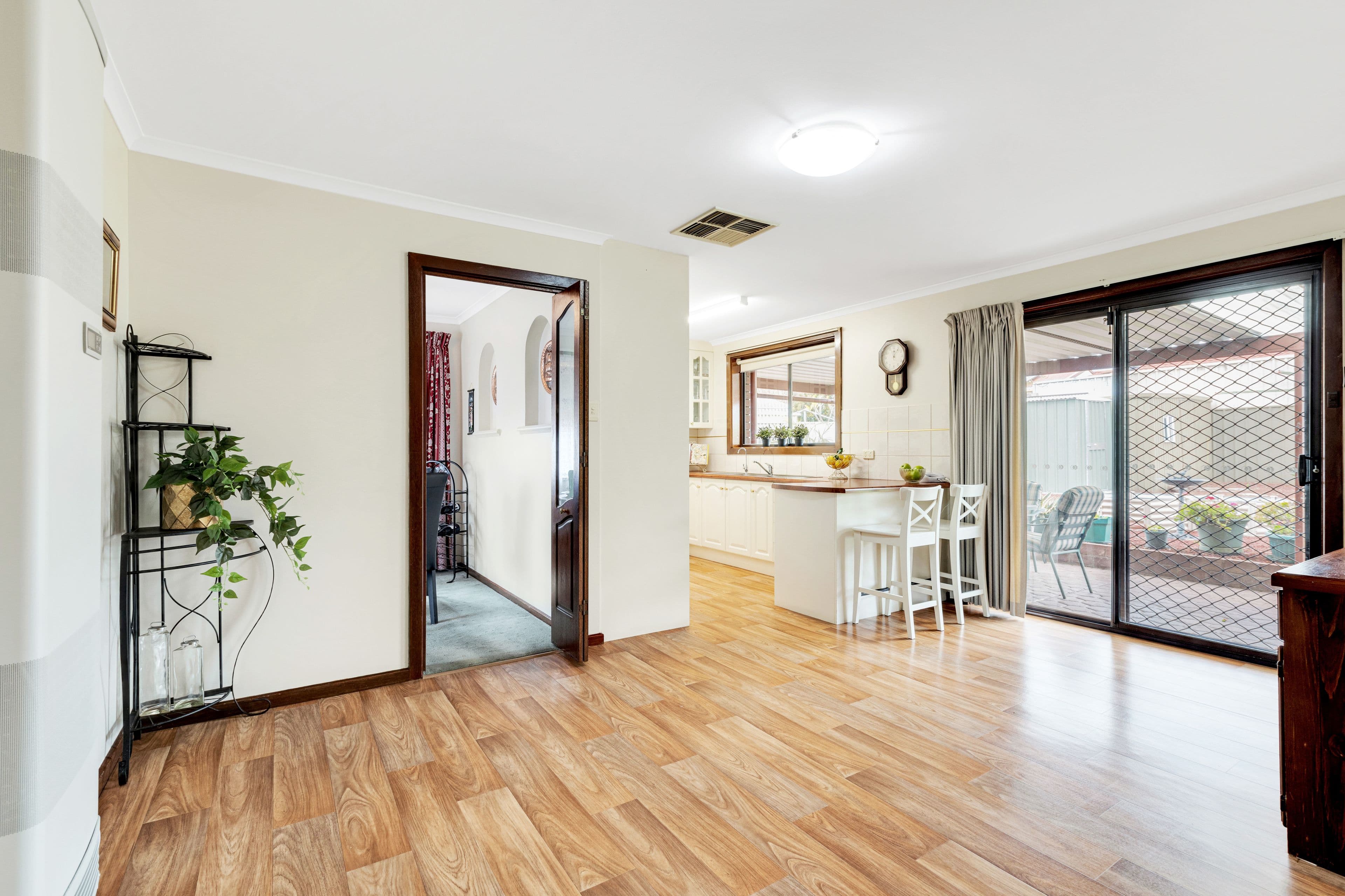 35 Carob Crescent, Craigmore SA 5114, Craigmore - Thumbnail 6