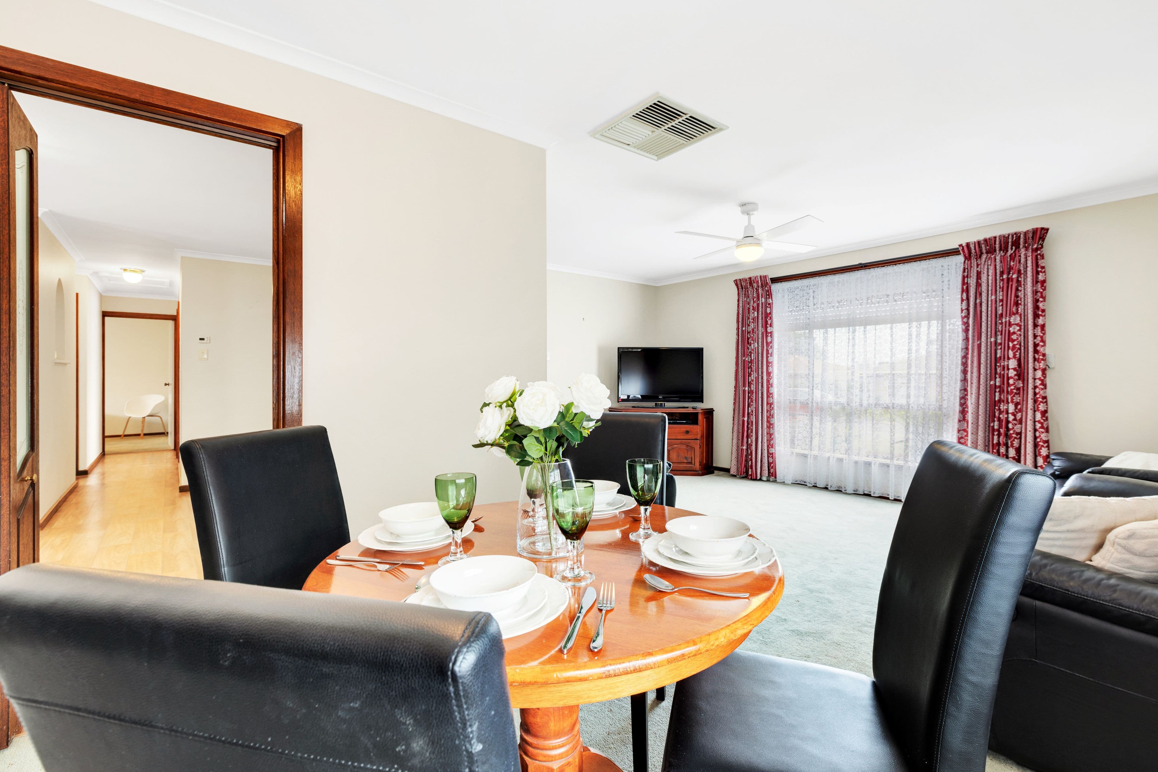 35 Carob Crescent, Craigmore SA 5114, Craigmore - Thumbnail 7