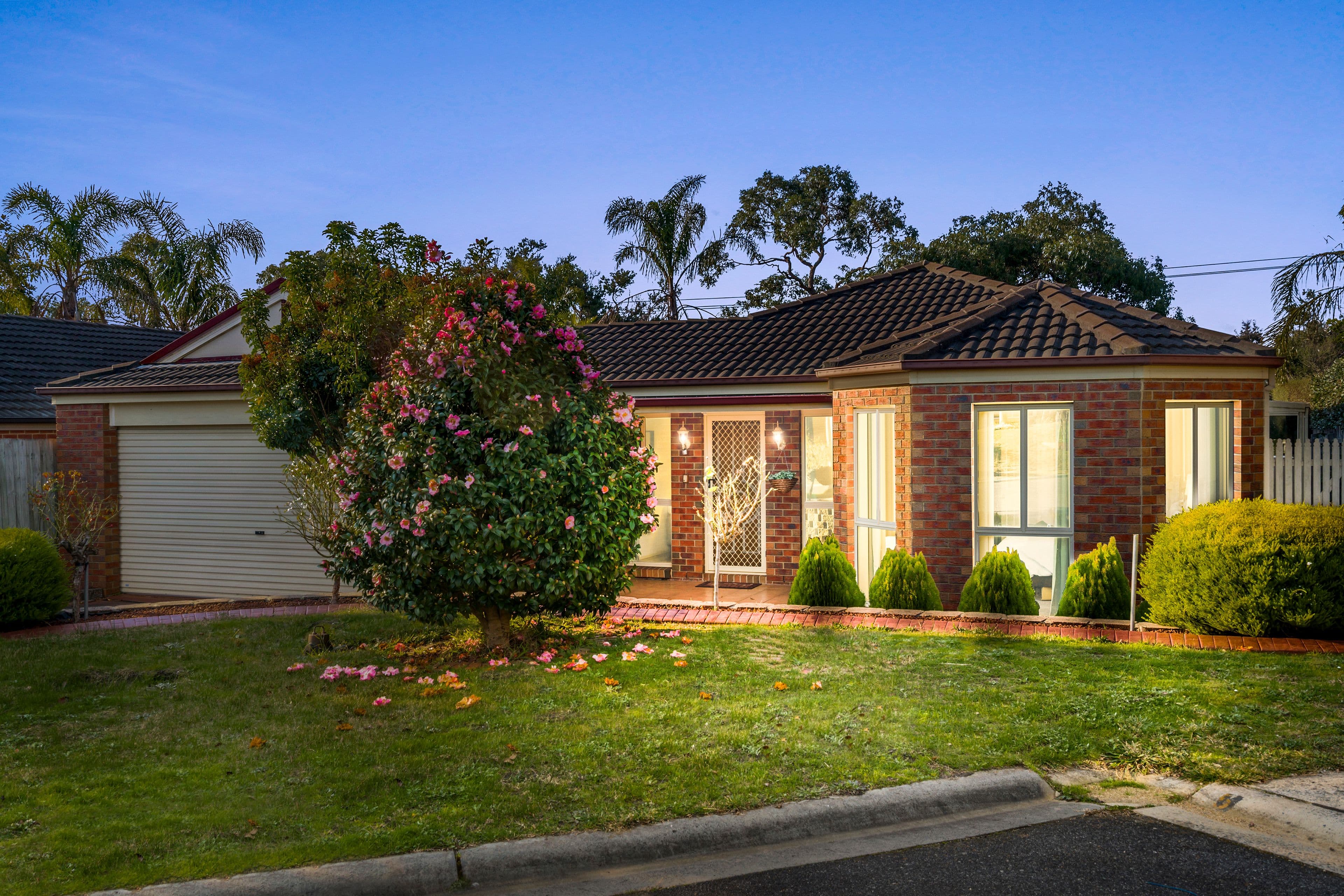 13 Trafalgar Square, Frankston South VIC 3199, Frankston South - Thumbnail 2