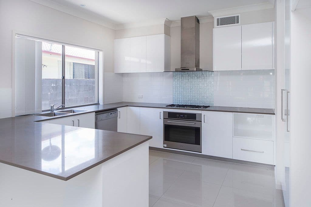 2 Compass Drive, Biggera Waters QLD 4216, Biggera Waters - Thumbnail 4