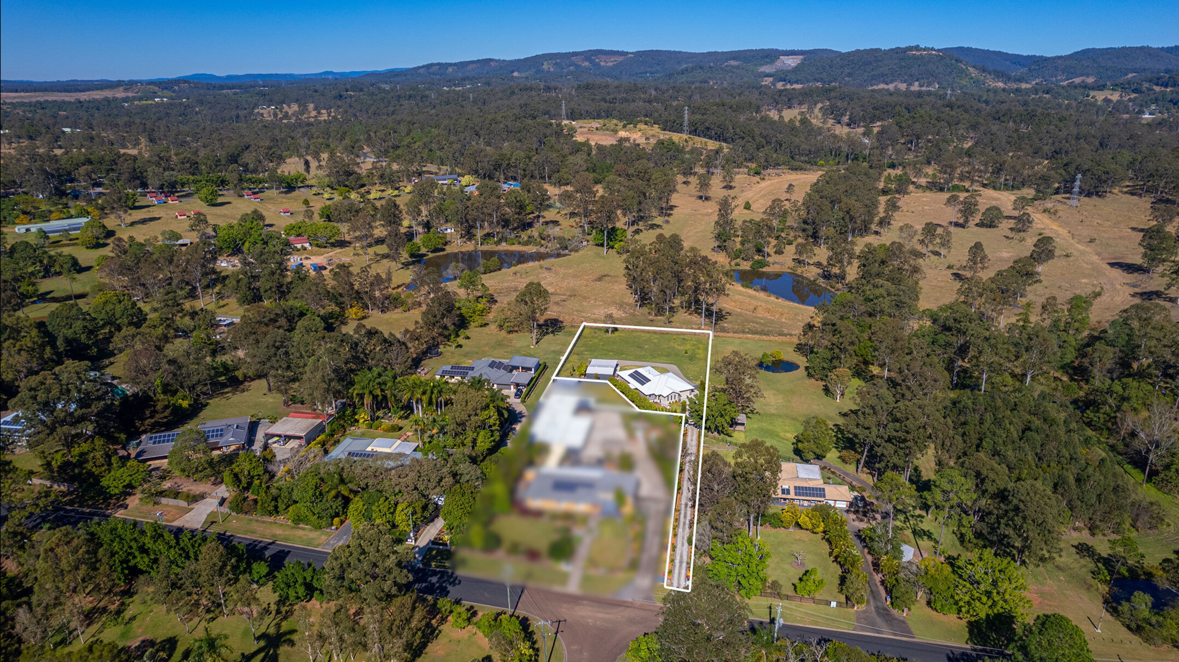 209 Williamson Road, Morayfield QLD 4506, Morayfield - Thumbnail 2